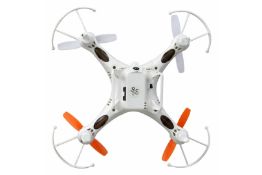 SKYTEC RC QUADCOPTER 4 CHANNEL 6 AXIS 2.4Ghz BNIB BRAND NEW IN BOX Control Helicopters, also refered