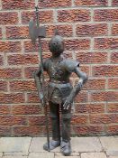 SMALL SIZE SUIT OF ARMOUR IN STEEL STATUE