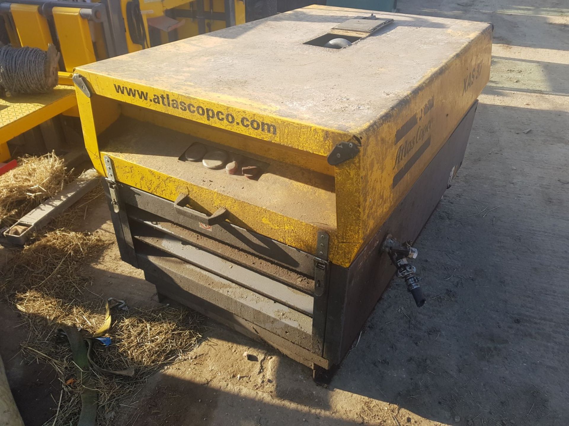 ATLAS COPCO XAS 37 YELLOW COMPRESSOR *PLUS VAT*