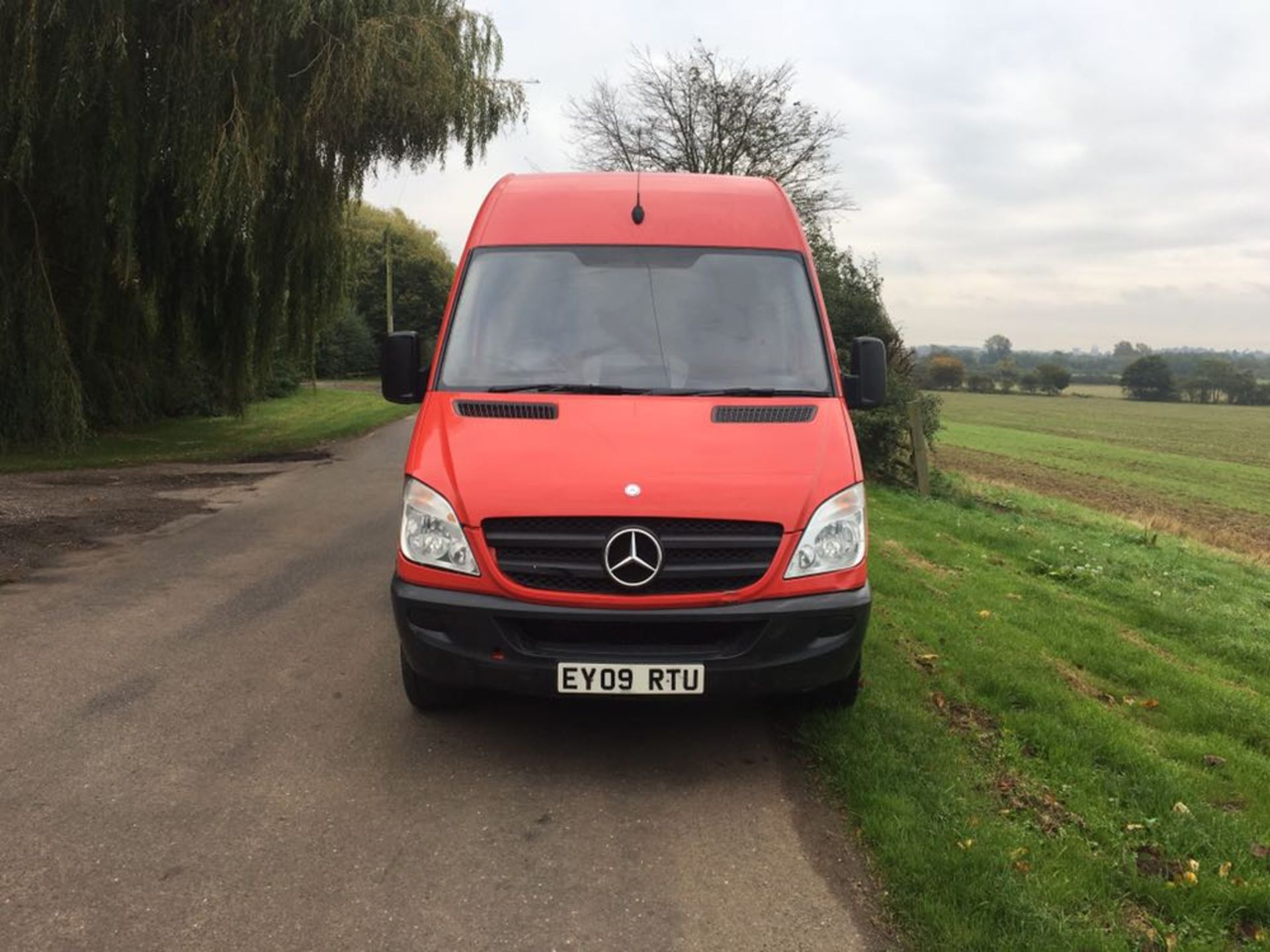 2009/09 REG MERCEDES SPRINTER 311 CDI LWB, SHOWING 1 OWNER *NO VAT* - Image 2 of 9