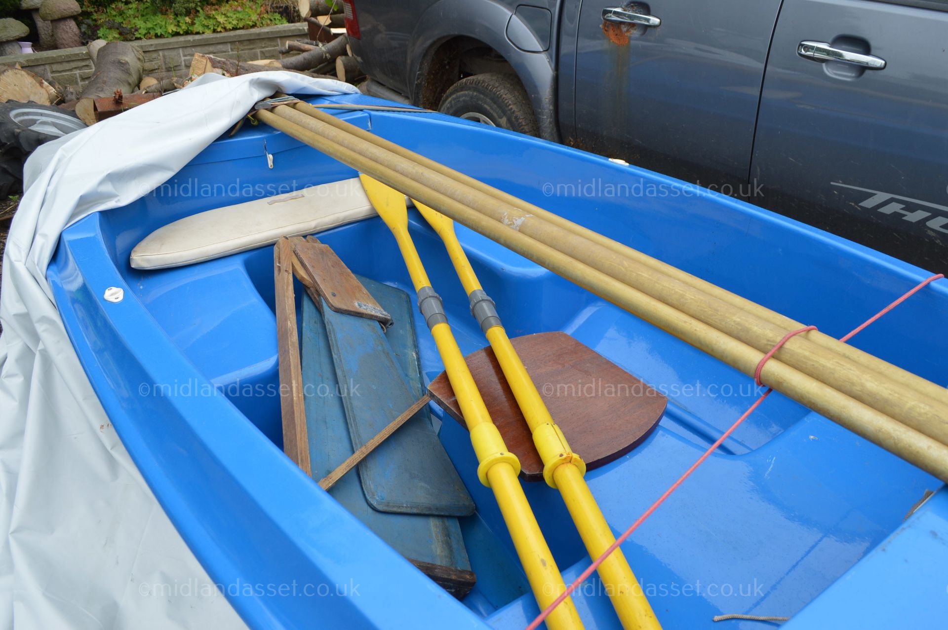 FIBRE GLASS SAILING BOAT - Image 6 of 6