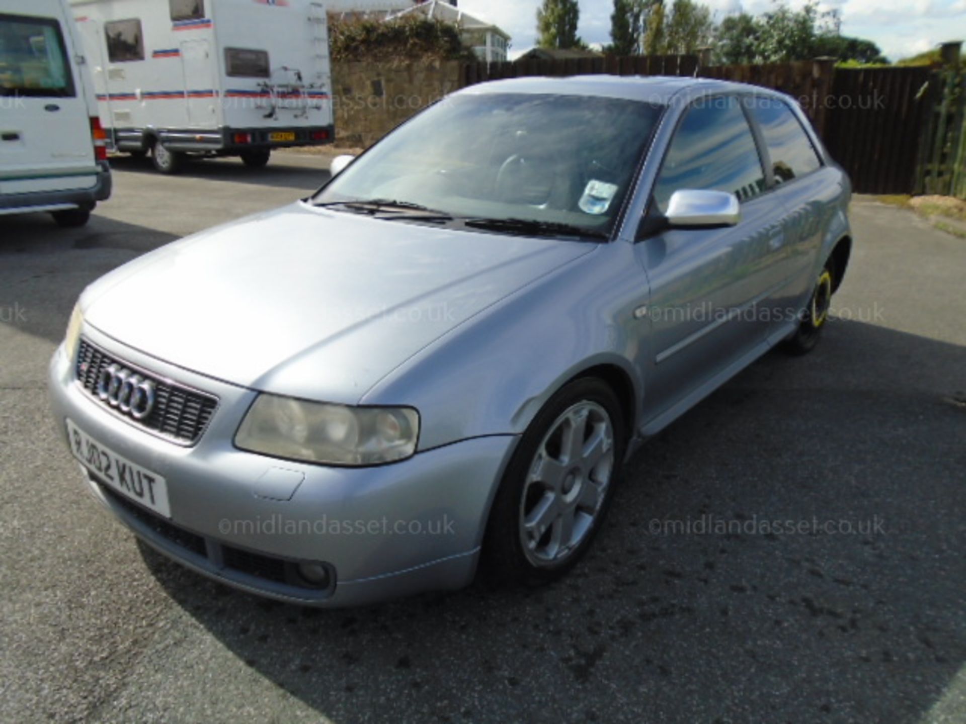 2002/02 REG AUDI S3 QUATTRO 1.8 3 DOOR HATCHBACK - Image 2 of 18