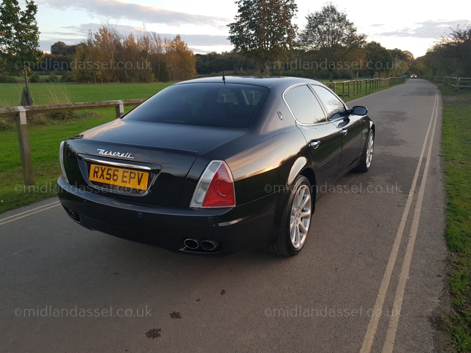 2006/06 REG MASERATI QUATTROPORTE SPORT GT S-A 4.2 V8 - FULL SERVICE HISTORY - Image 4 of 12