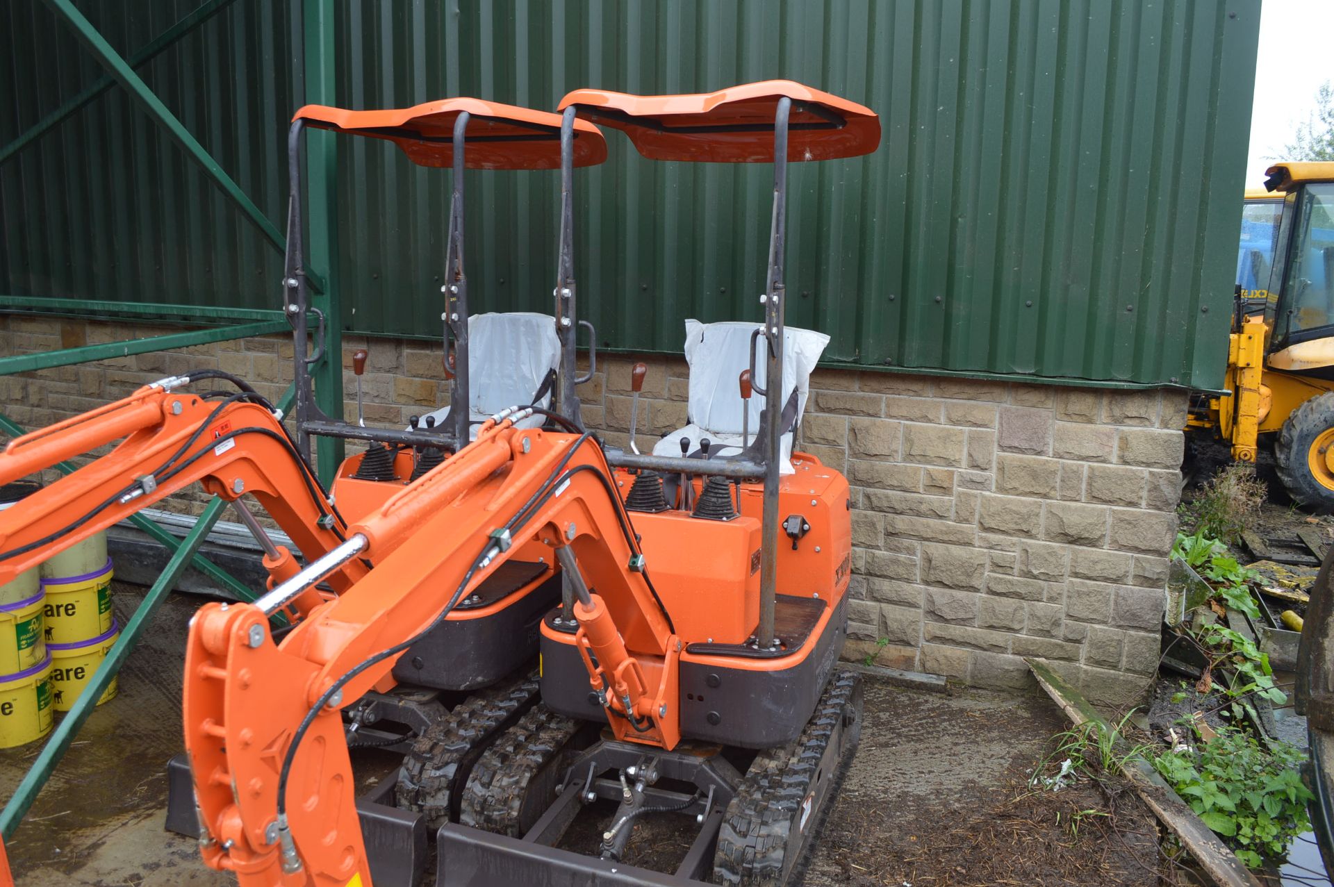 2017 XN08 MINI MICRO DIGGER 800KG BRAND NEW MACHINE *PLUS VAT* - Image 2 of 6