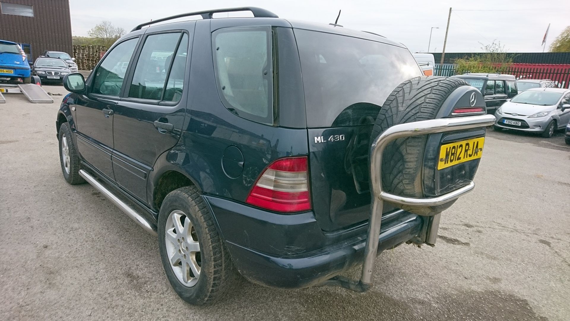 2000/W REG MERCEDES ML 430 PETROL, SHOWING 3 FORMER KEEPERS *NO VAT* - Image 4 of 11