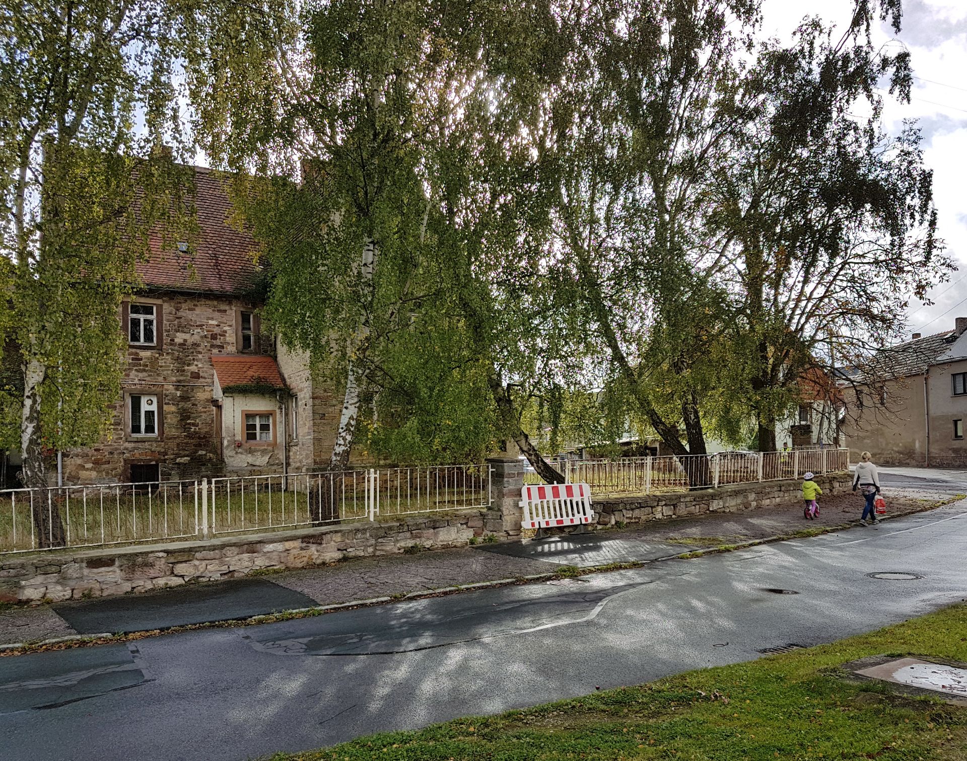 LARGE MANSION AND 1,186 SQM OF LAND IN QUERFURT, GERMANY - Image 49 of 63