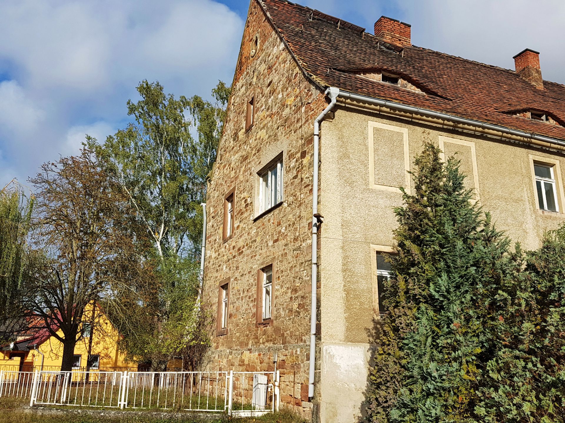 LARGE MANSION AND 1,186 SQM OF LAND IN QUERFURT, GERMANY - Image 60 of 63