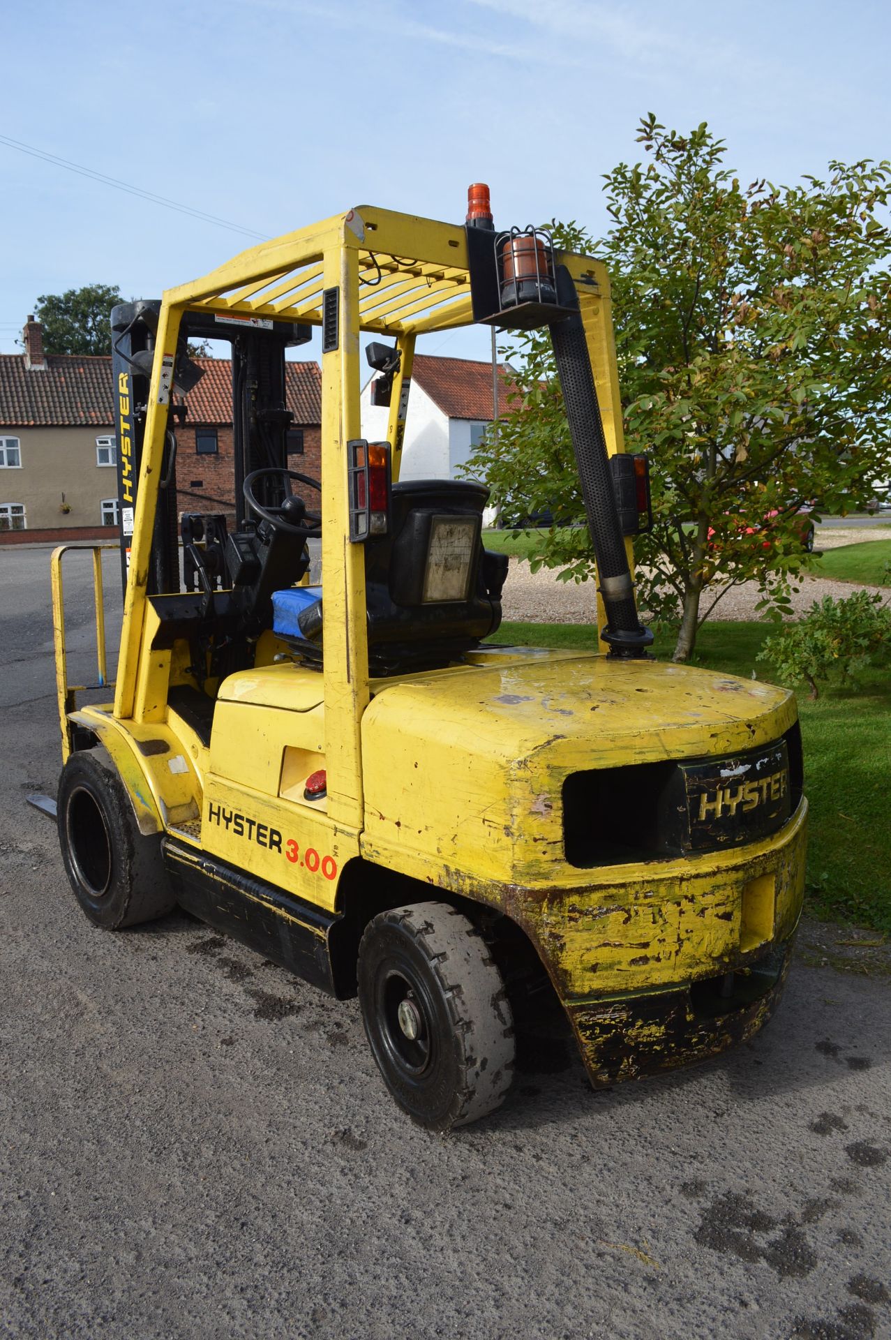 2002 HYSTER H3.00XM TRIPLE MAST DIESEL FORKLIFT WITH SIDE SHIFT *PLUS VAT* - Image 4 of 13