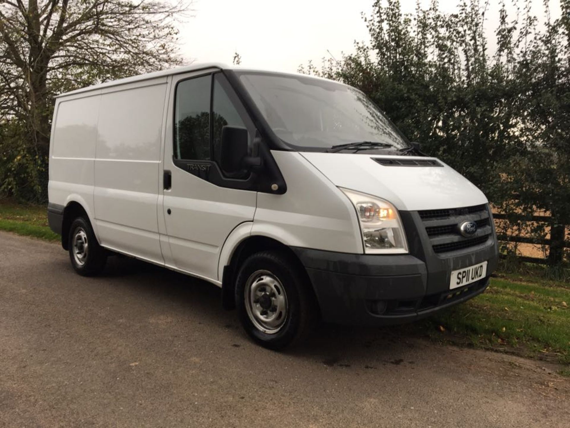 2011/11 REG FORD TRANSIT 85 T260M FWD, SHOWING 2 FORMER KEEPERS, WILL COME WITH 12 MONTH MOT*NO VAT*