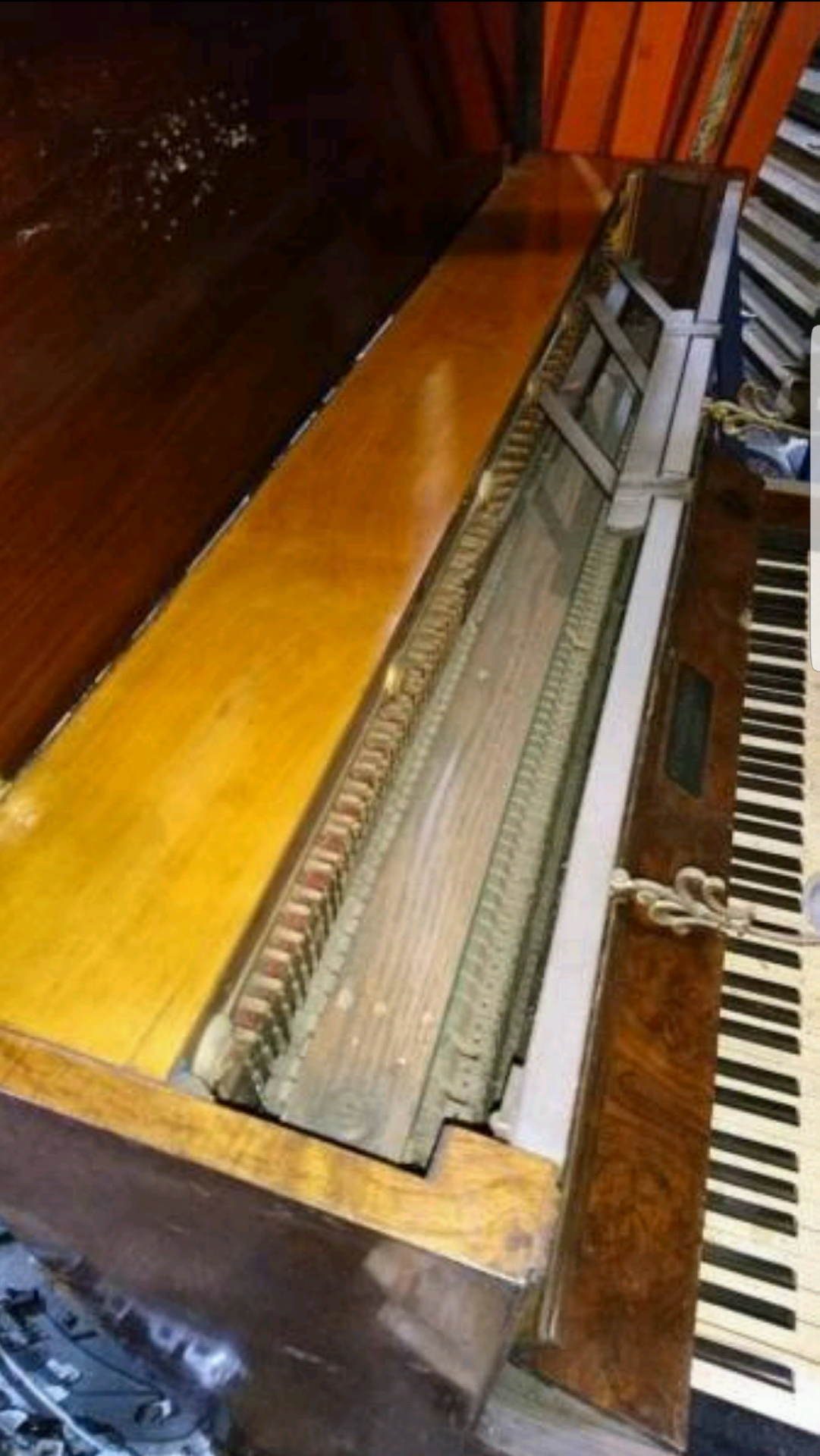 PIANO REQUIRES RE TUNING *NO VAT* - Image 3 of 4