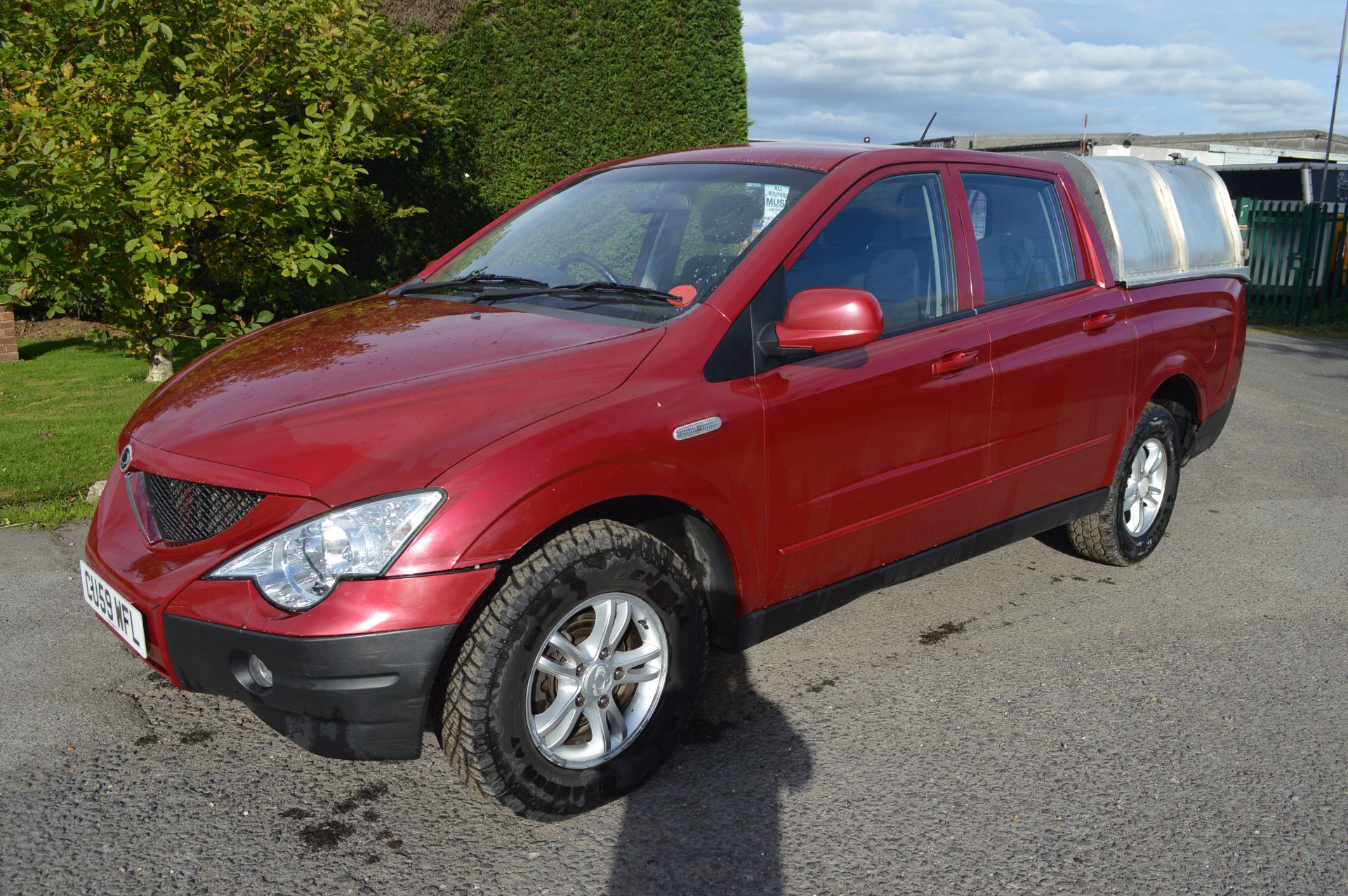 2009/59 REG SSANGYONG ACTYON 4WD SPORTS PICK-UP, SHOWING 1 FORMER KEEPER - Image 3 of 19