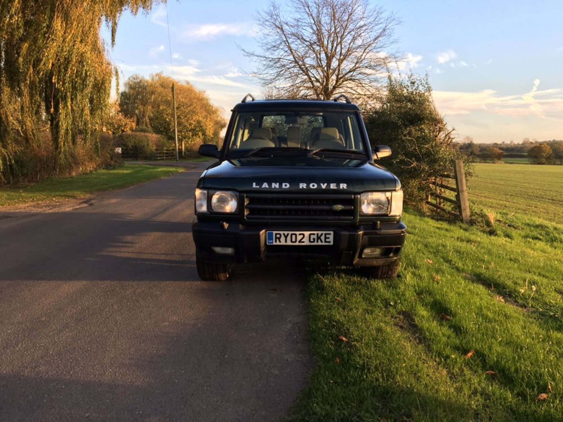 2002/02 REG LAND ROVER DISCOVERY TD5 ES AUTOMATIC, SHOWING 4 FORMER KEEPERS *NO VAT* - Image 2 of 11