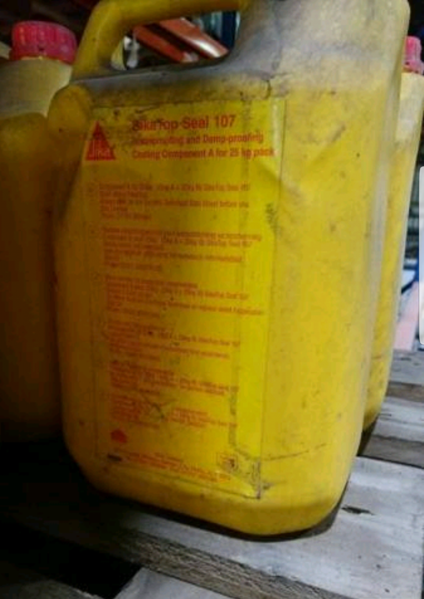 WATERPROOFING AND DAMP PROOFING COATING COMPONENT A FOR 25KG PACK X14 - Image 2 of 2