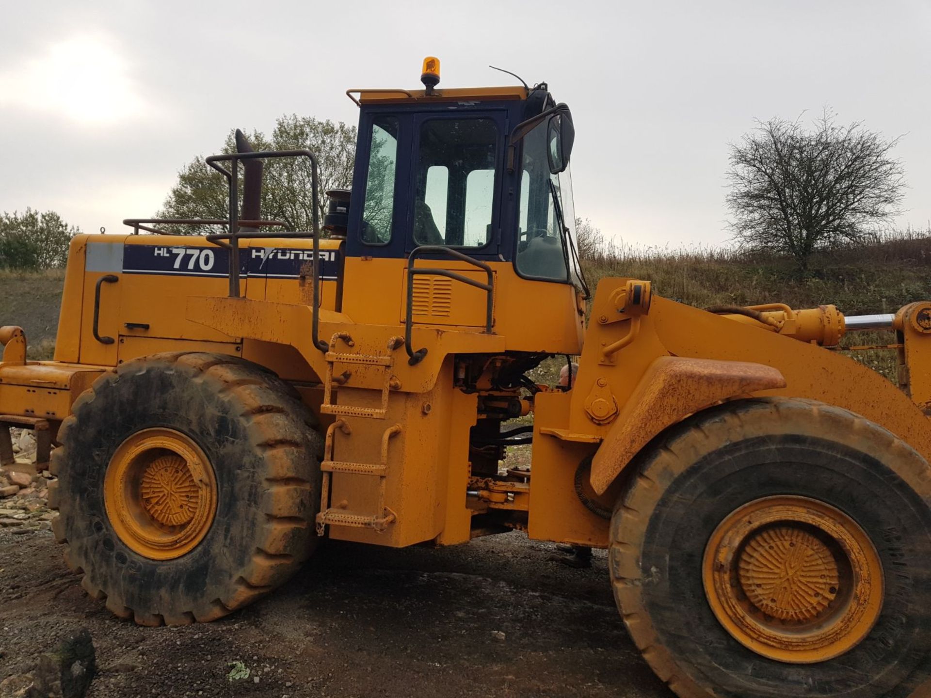 UNKNOWN YEAR HYUNDAI HL770 LOADING SHOVEL WHEEL LOADER 22,500KG OPERATING WEIGHT *PLUS VAT* - Image 6 of 18