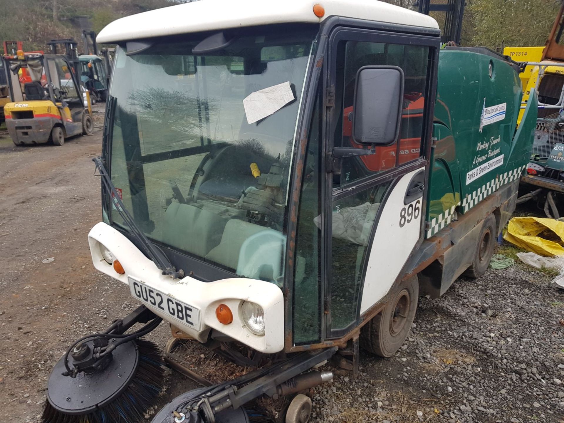 2002/52 REG JOHNSTON ROAD SWEEPER, NO KEYS EX BLACKPOOL COUNCIL *PLUS VAT*