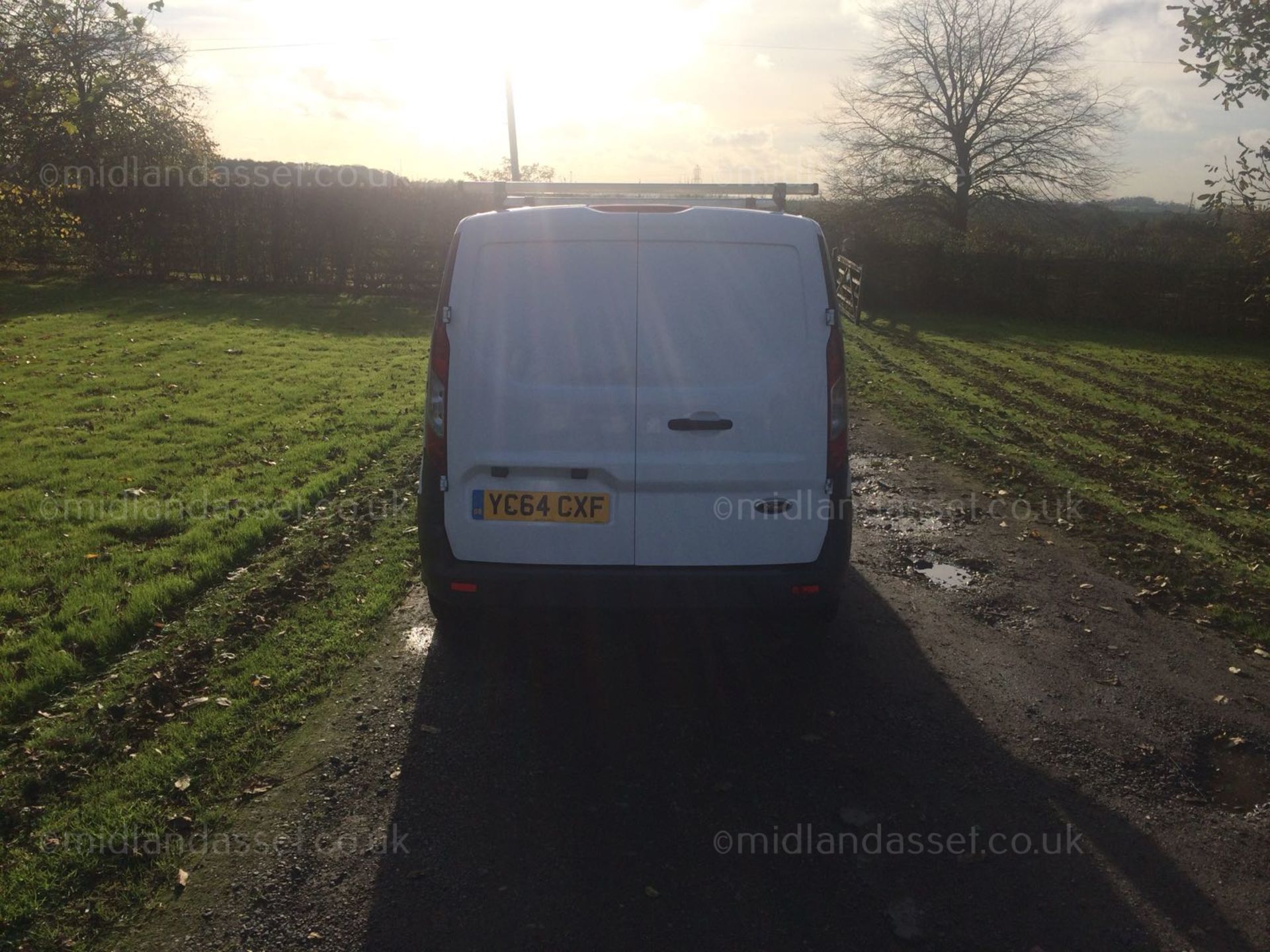 2014/64 REG FORD TRANSIT CONNECT 200 PANEL VAN ONE OWNER - Image 6 of 22
