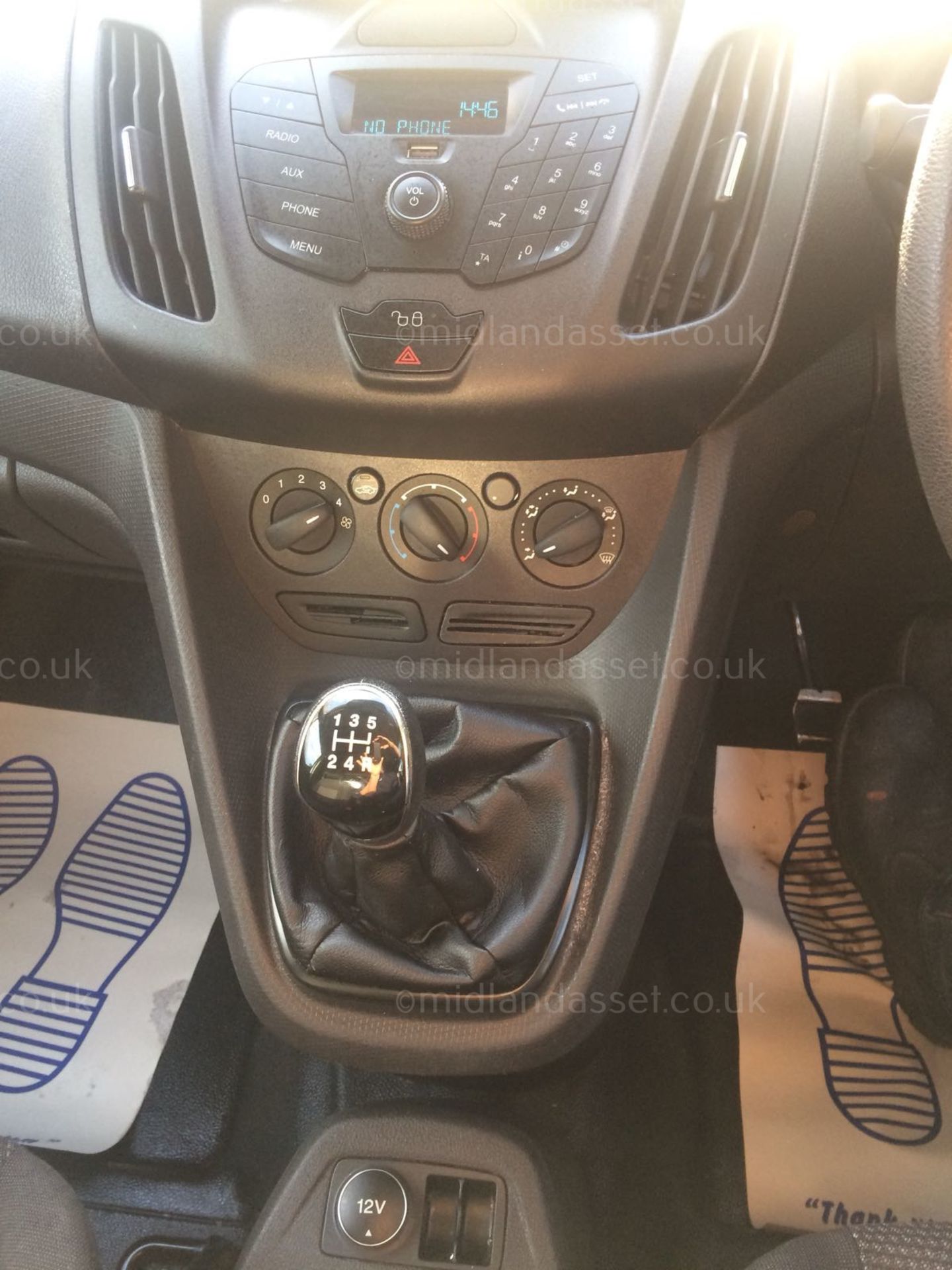 2014/64 REG FORD TRANSIT CONNECT 200 PANEL VAN ONE OWNER - Image 9 of 22