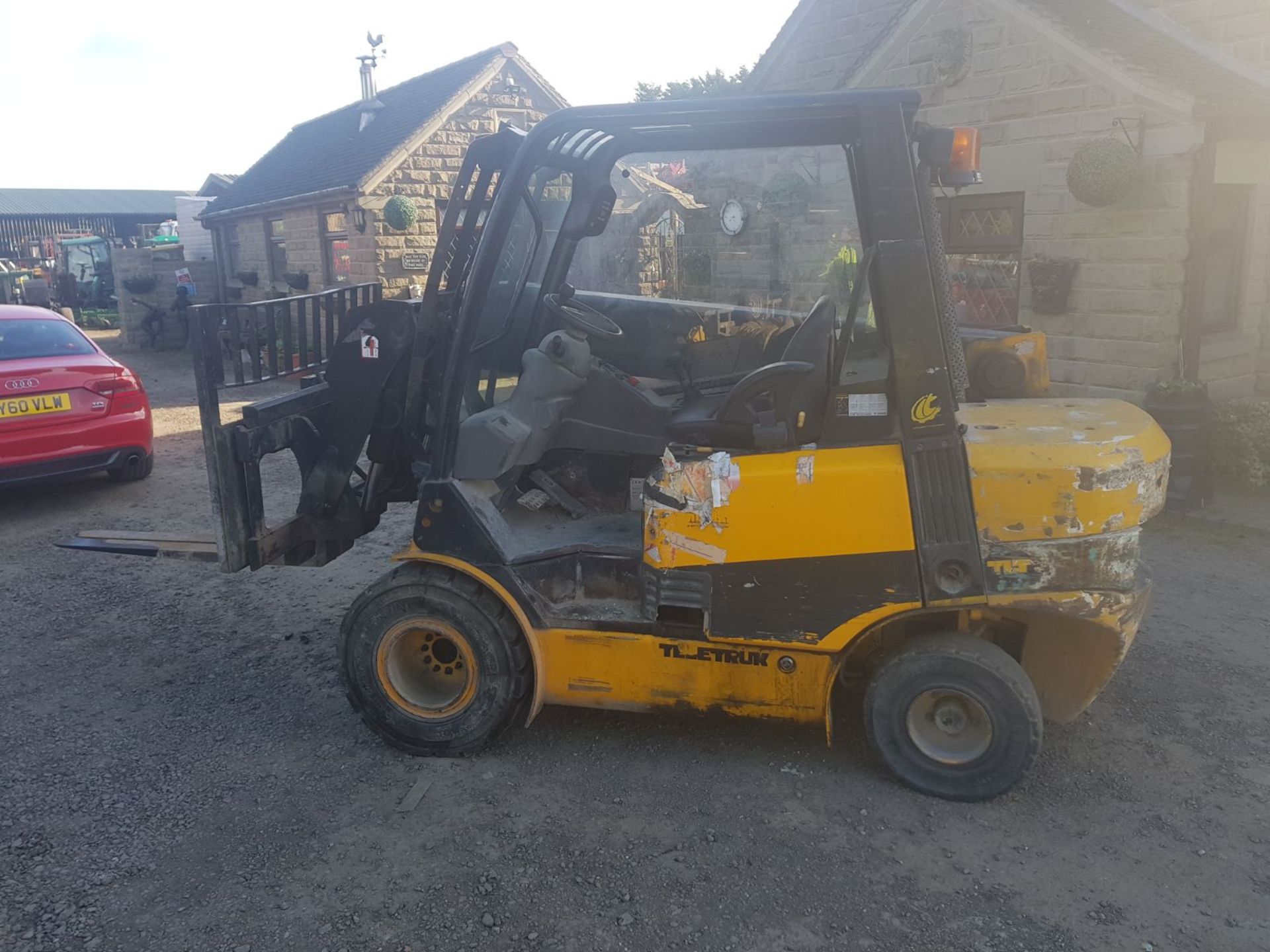 2002 JCB 30D TELETRUK TLT 4800KG *PLUS VAT* - Image 4 of 7