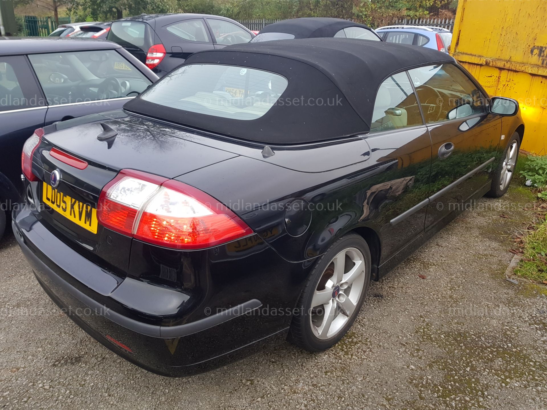 2005/05 REG SAAB 9-3 VECTOR 150 BHP CONVERTIBLE, SHOWING 2 FORMER KEEPERS *NO VAT* - Image 4 of 8