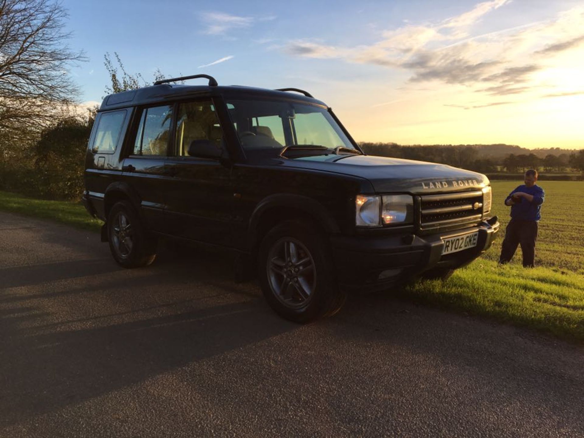 2002/02 REG LAND ROVER DISCOVERY TD5 ES AUTOMATIC, SHOWING 4 FORMER KEEPERS *NO VAT*