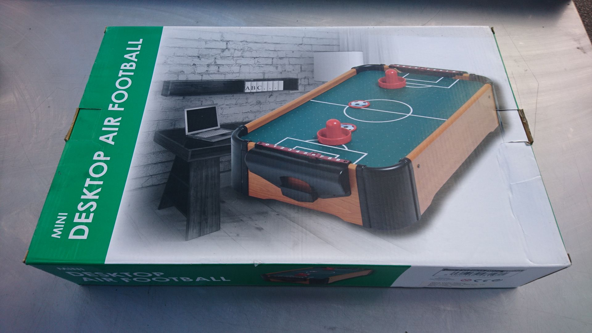 MINI DESKTOP AIR FOOTBALL TABLE *NO VAT*