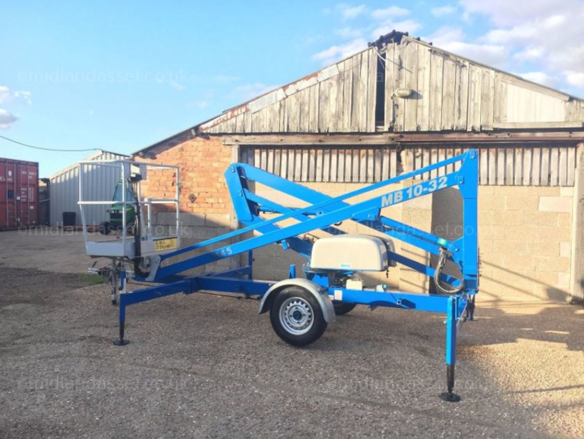 CHERRY PICKER TOWED 10 METRES ACCESS PLATFORM EURO ACCESS MB10-32 - Image 4 of 6