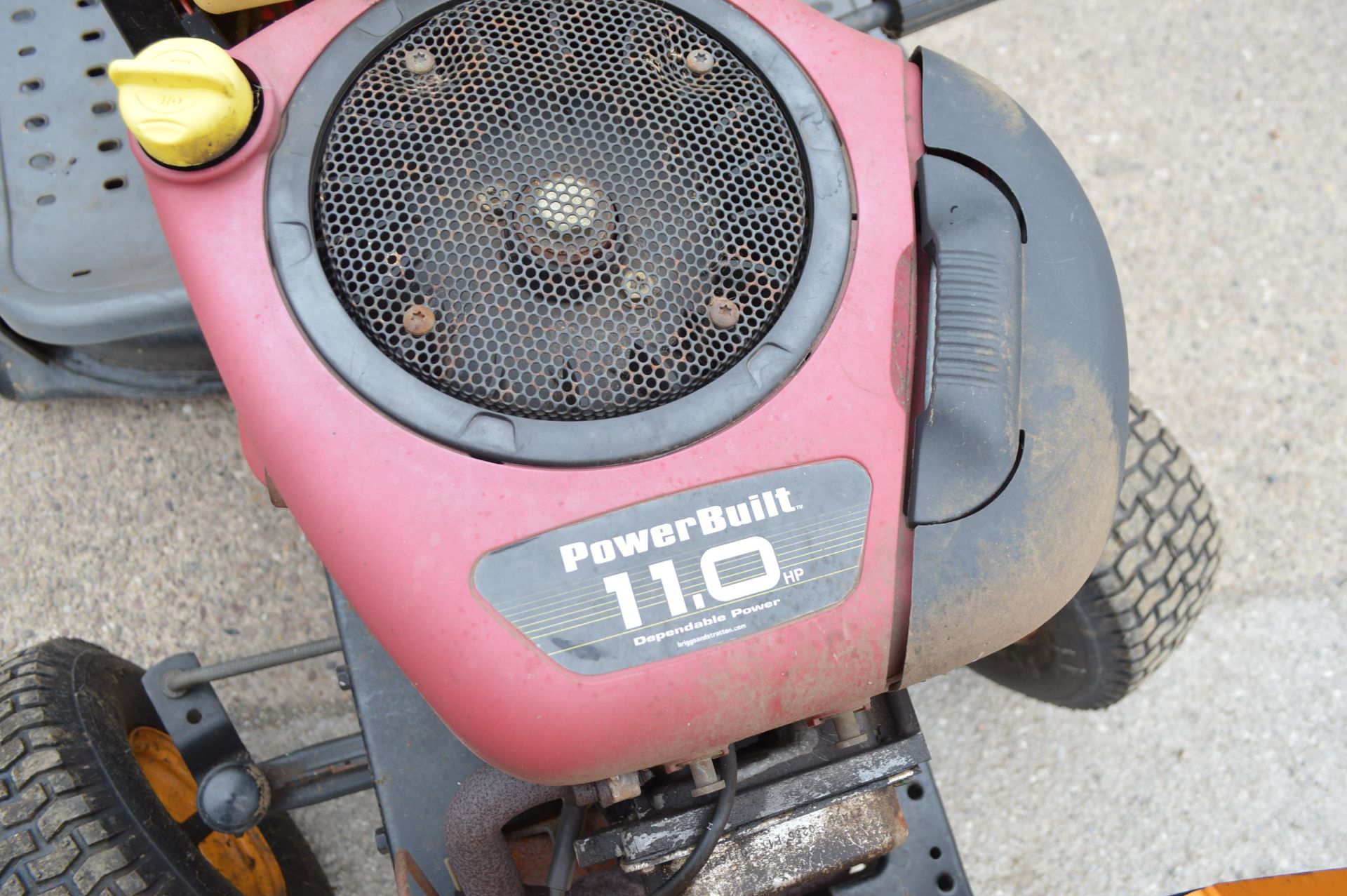 PARTNER 11-92 RIDE ON LAWN MOWER - Image 8 of 8