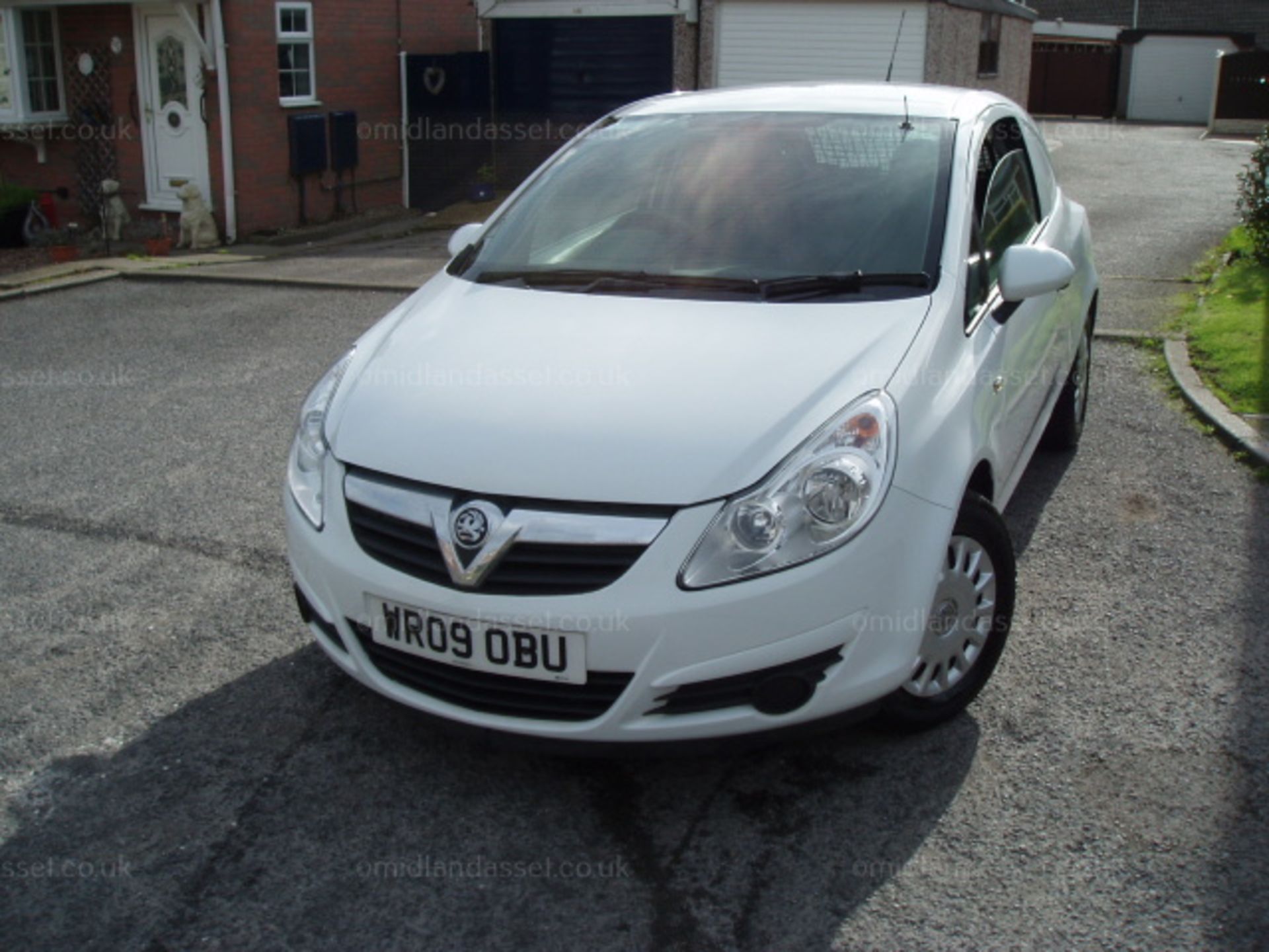 2009/09 REG VAUXHALL CORSA CDTI CAR DERIVED VAN ONE OWNER - Image 4 of 10