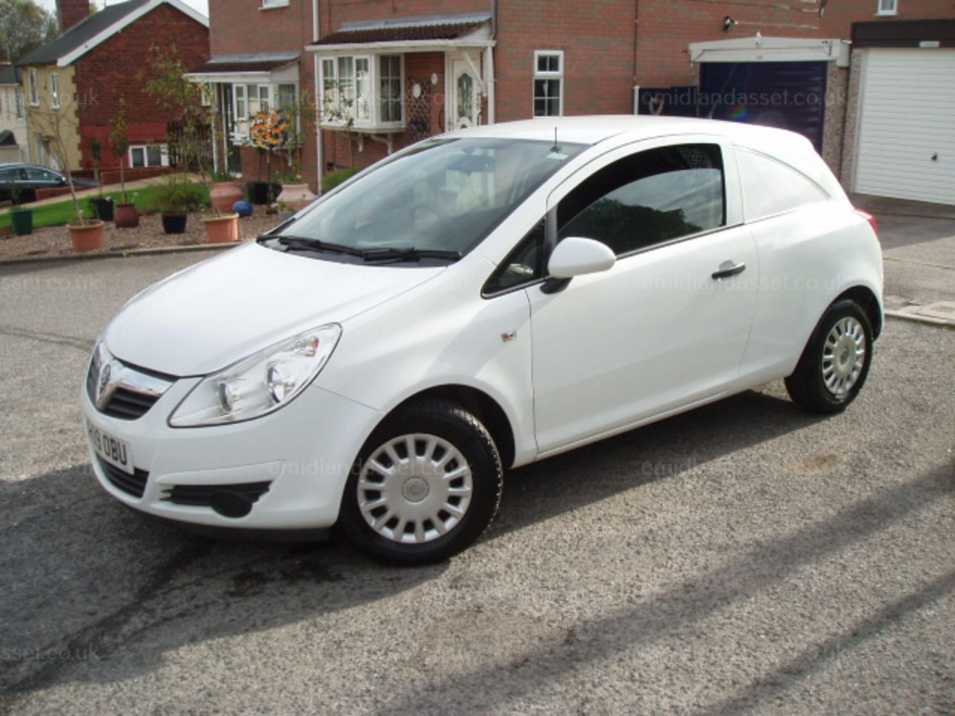 2009/09 REG VAUXHALL CORSA CDTI CAR DERIVED VAN ONE OWNER - Image 3 of 10