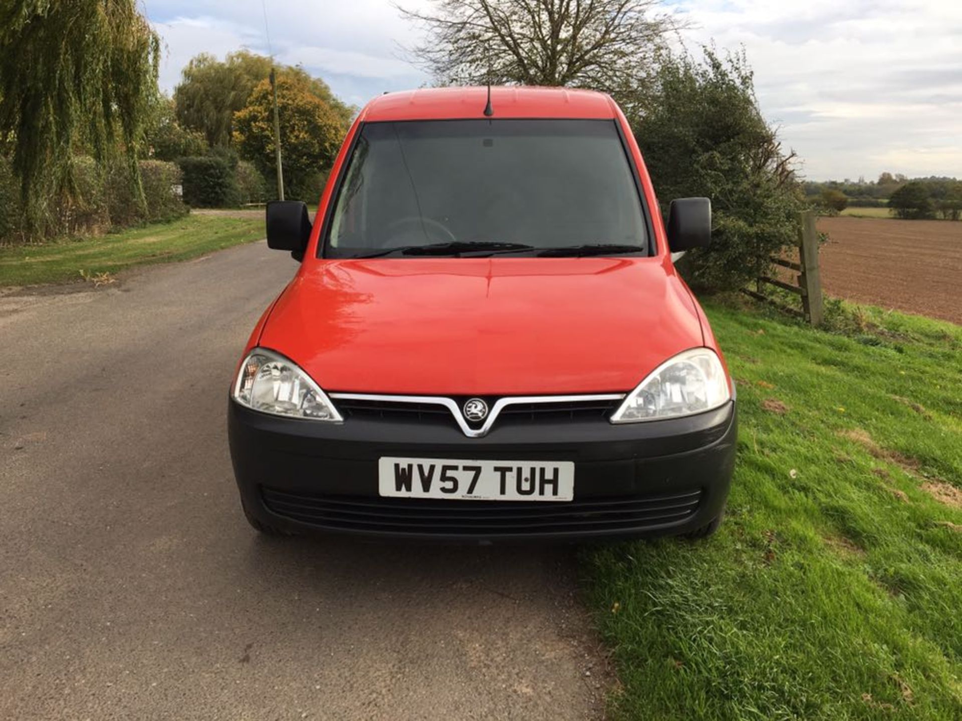 2007/57 REG VAUXHALL COMBO CREW 2000 CDTI, SHOWING 1 OWNER - ROYAL MAIL, FULL V5 & NEW MOT *NO VAT* - Image 2 of 10