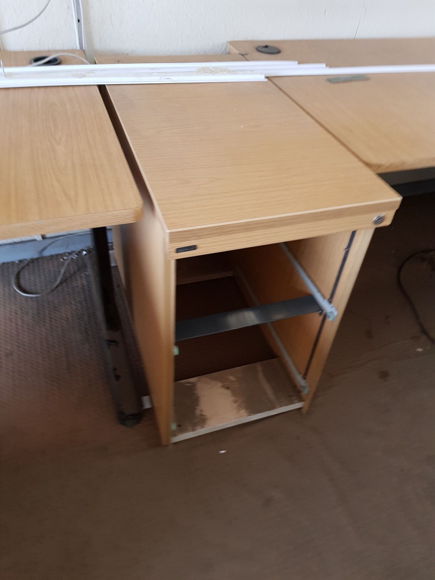 PINE EFFECT UNDER DESK DRAWERS, OFFICE CLEARANCE *NO VAT* - Image 2 of 2