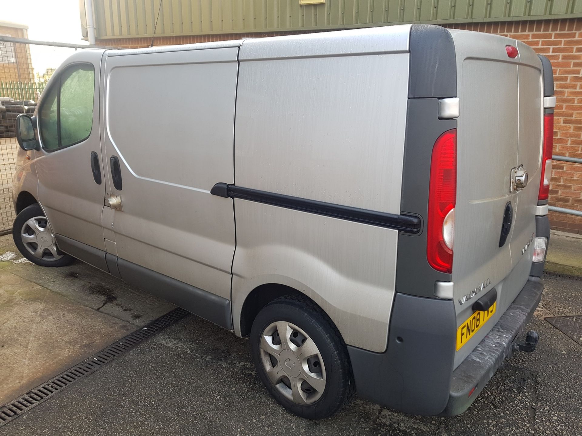 2008/08 REG VAUXHALL VIVARO 2700 CDTI SWB SILVER 2.0 DIESEL PANEL VAN *NO VAT* - Image 3 of 9