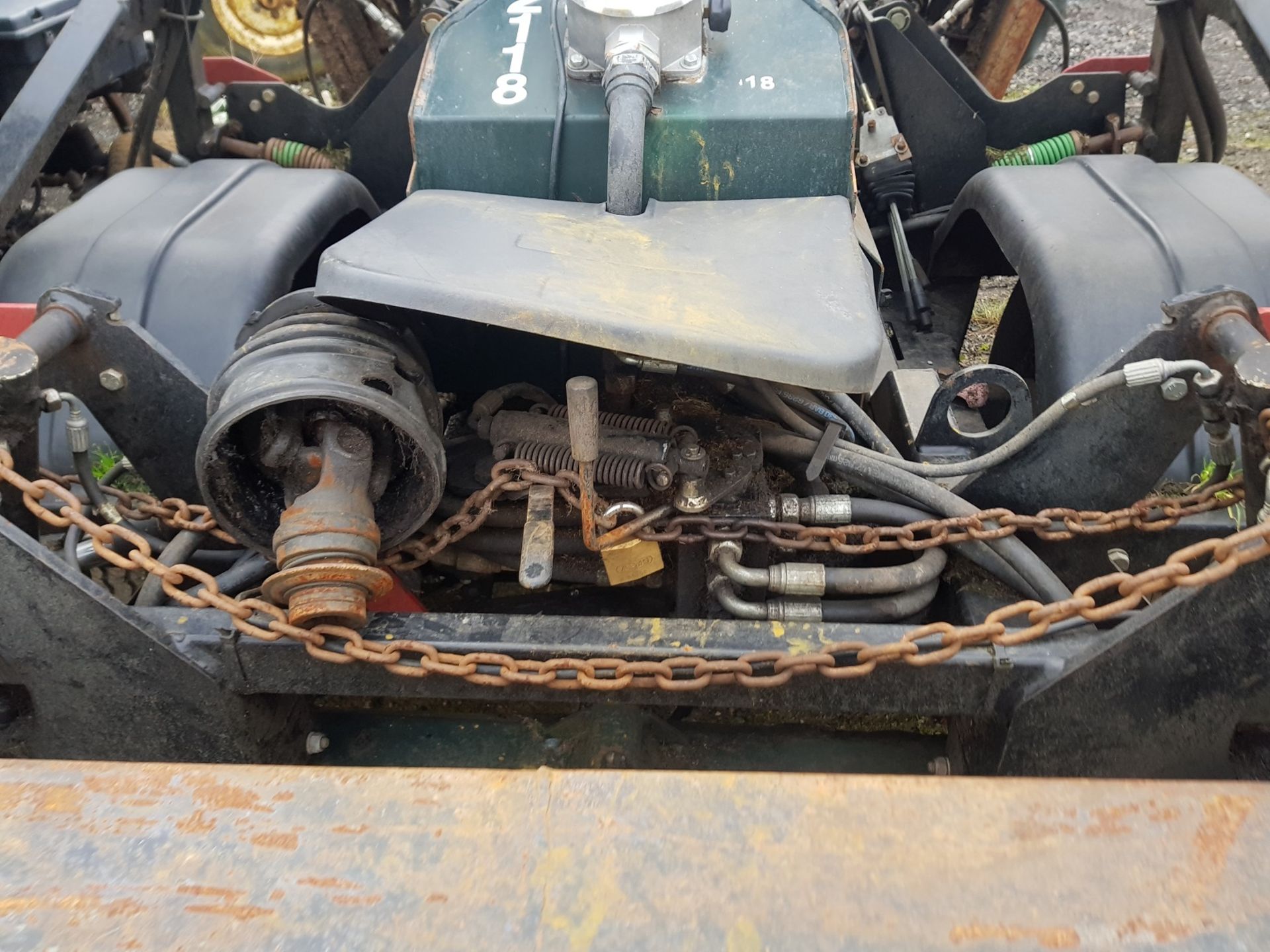 YEAR UNKNOWN HAYTER TM749 TRAILED GANG MOWER, WEIGHT: 1110KG *PLUS VAT* - Image 3 of 4