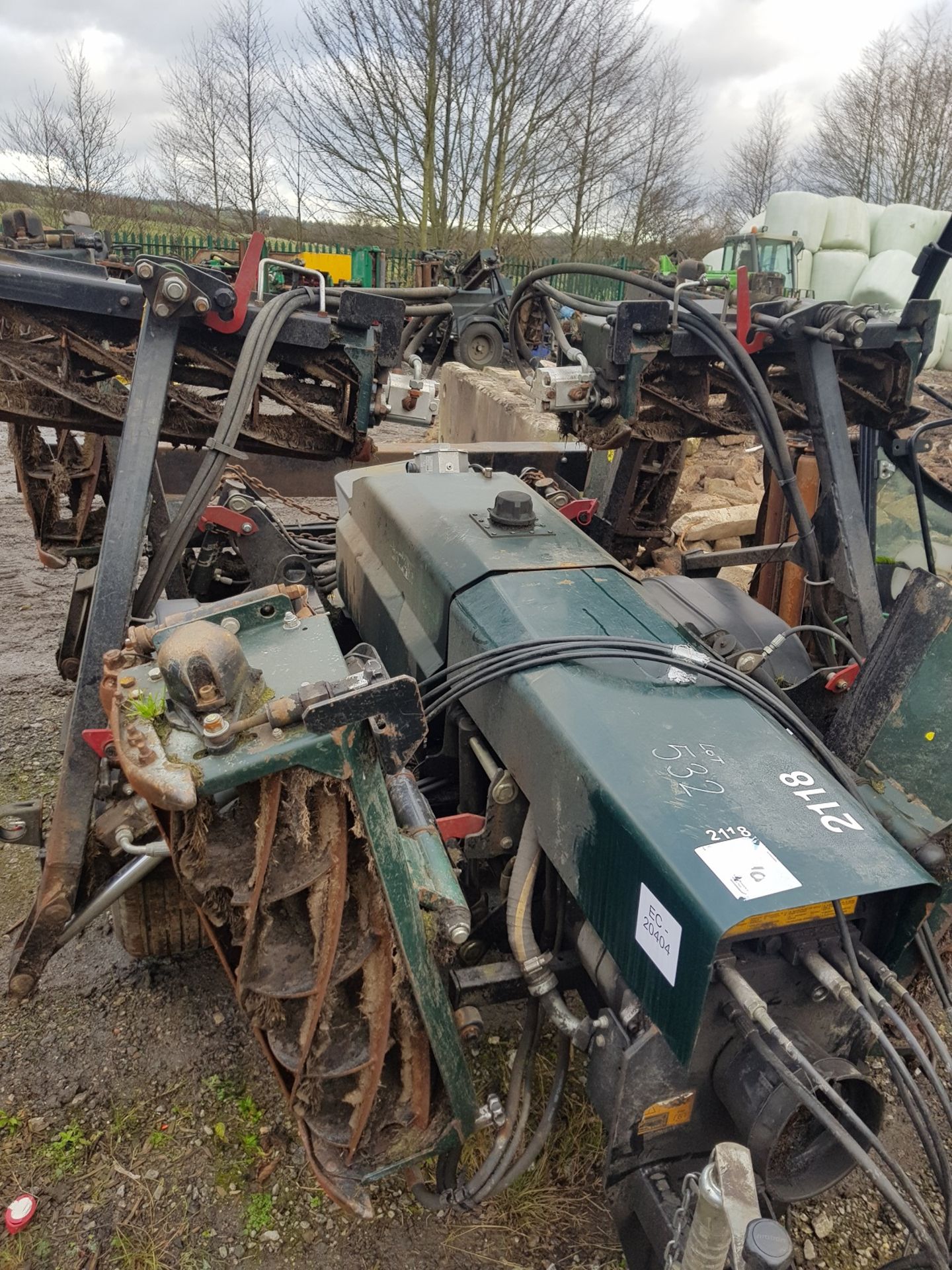 YEAR UNKNOWN HAYTER TM749 TRAILED GANG MOWER, WEIGHT: 1110KG *PLUS VAT*