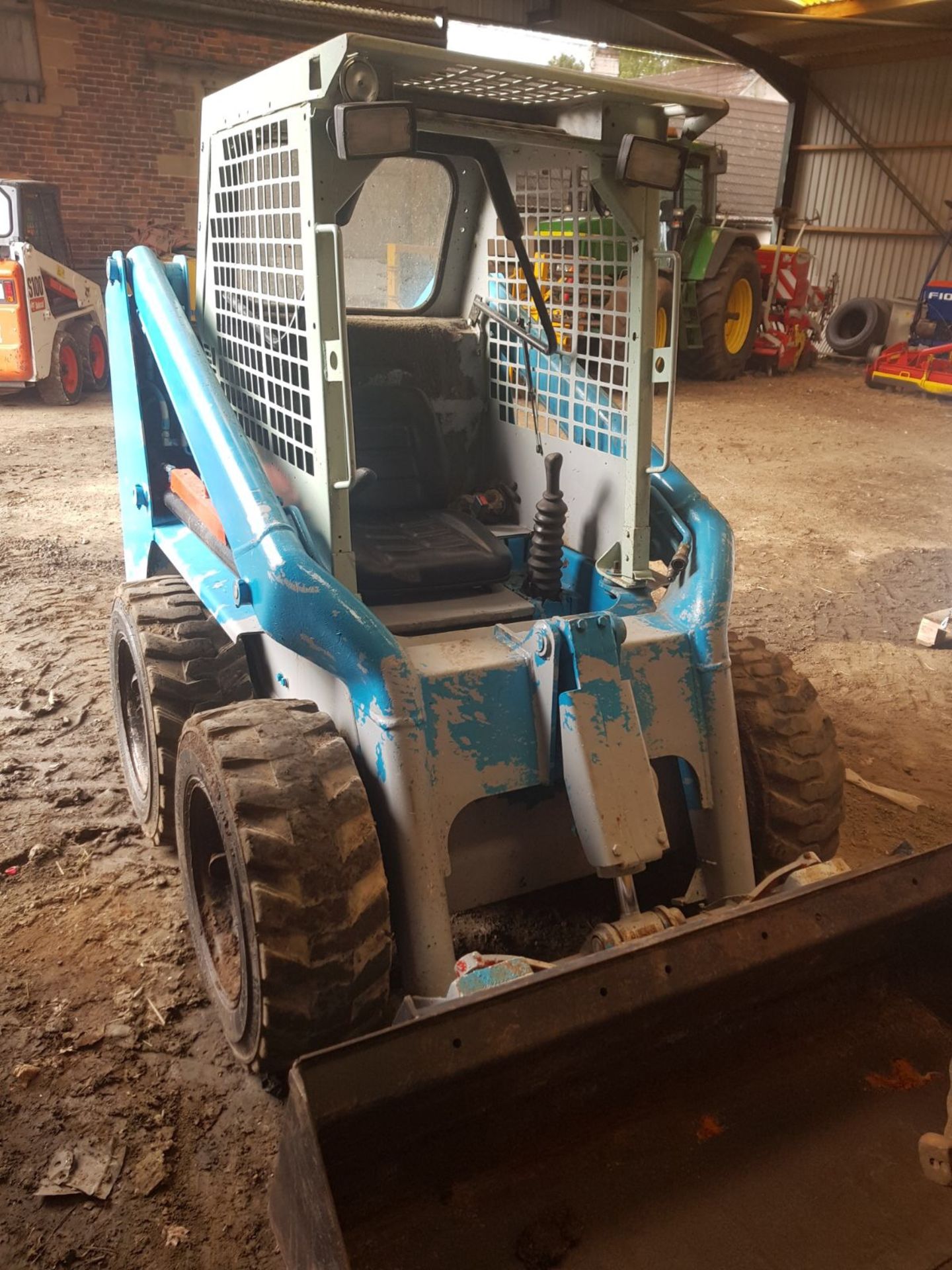 761 BELLE SKID STEER WITH PERKINS DIESEL ENGINE *PLUS VAT* - Image 7 of 10