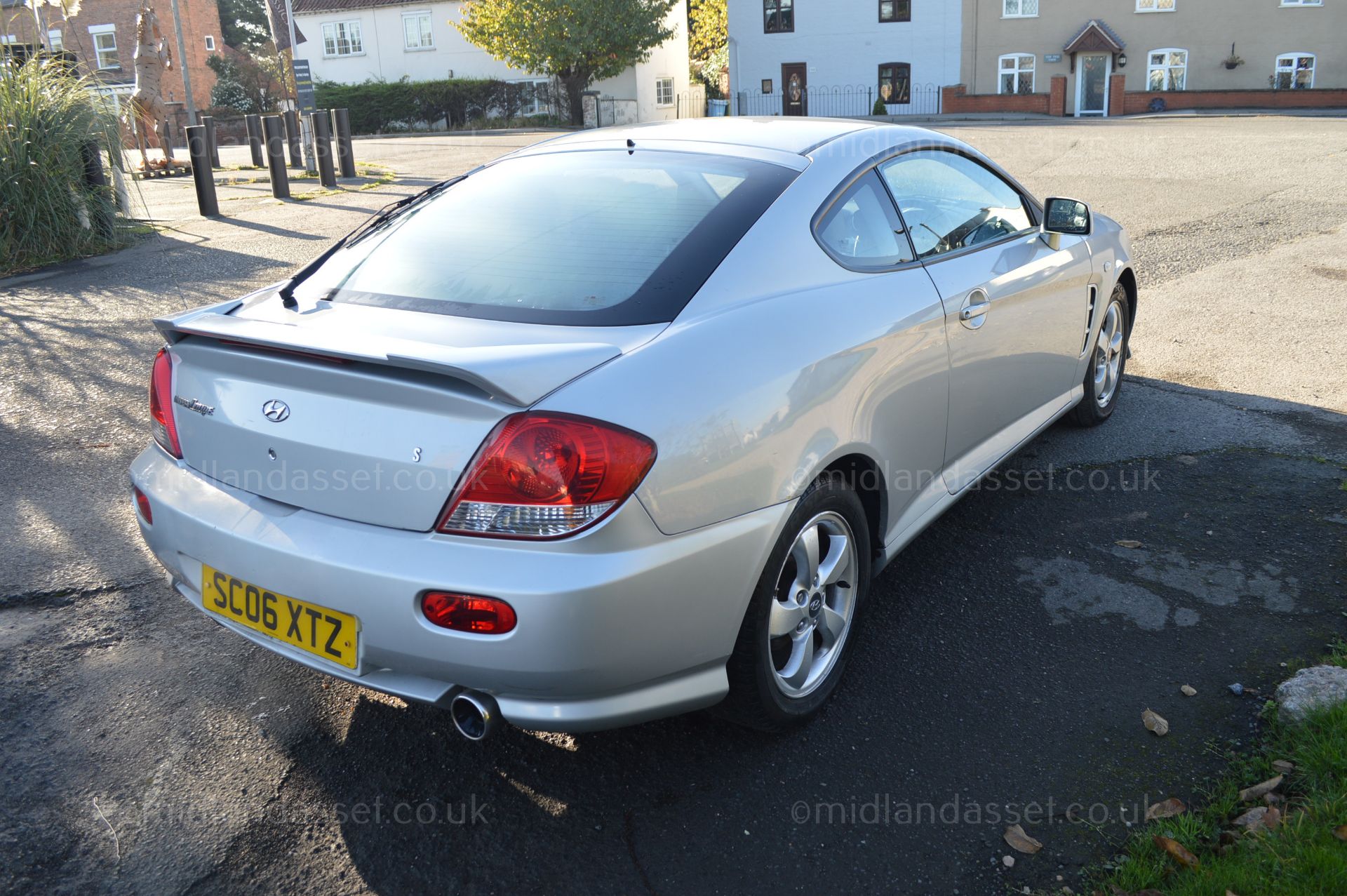 2006/06 REG HYUNDAI COUPE S - NOT MANY LOW MILEAGE EXAMPLES AVAILABLE - Image 5 of 19