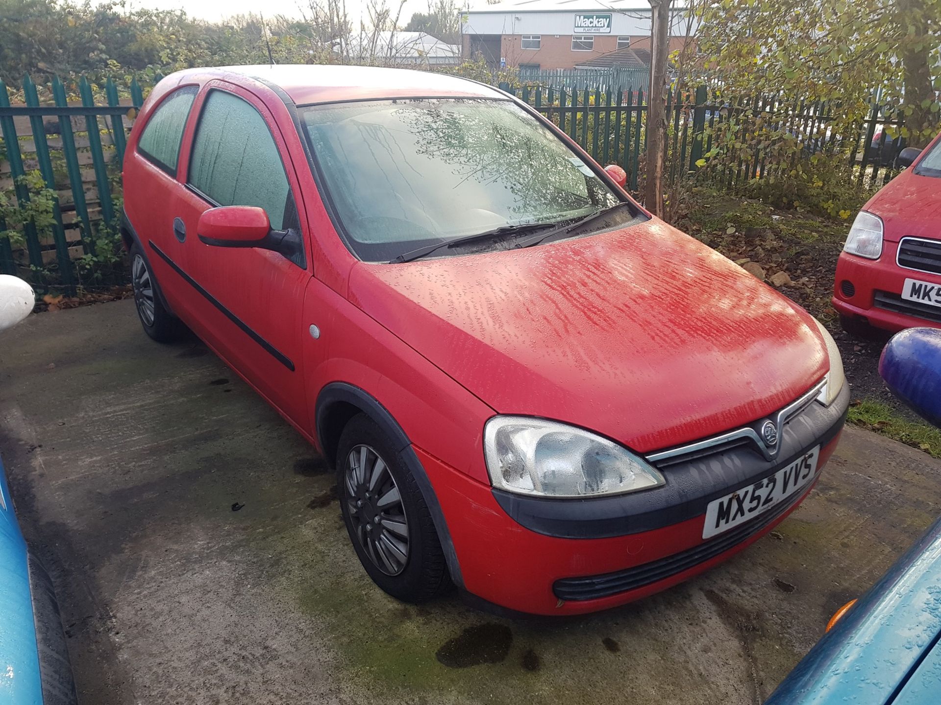 2003/52 REG VAUXHALL CORSA CLUB 16V RED 3 DOOR HATCHBACK 1.2 PETROL *NO VAT* - Image 2 of 9