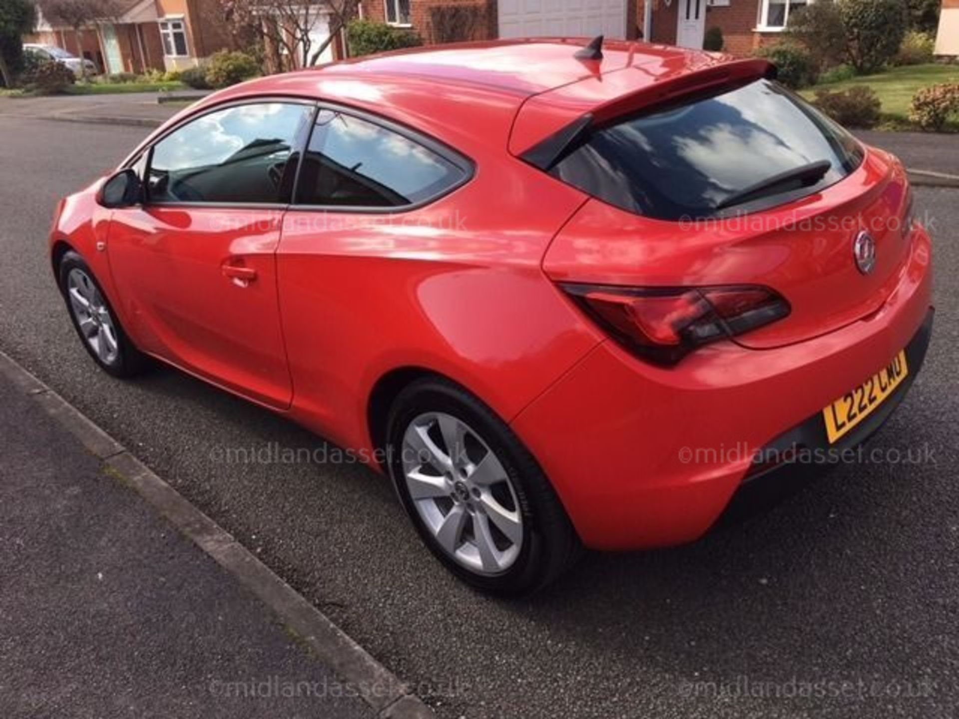 JB - 2014/64 REG VAUXHALL ASTRA GTC SPORT S/S 3 DOOR HATCHBACK   DATE OF REGISTRATION: 20th - Image 3 of 8