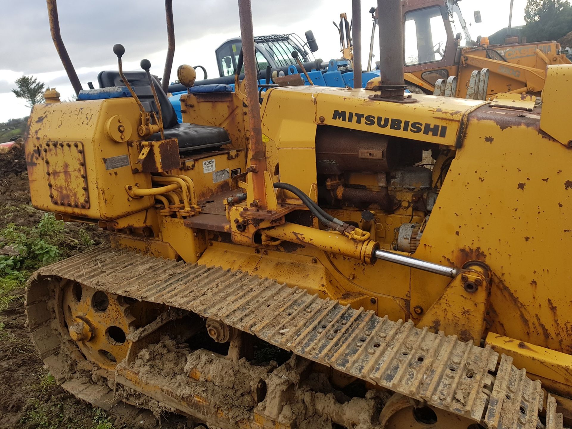 MITSUBISHI BD2F TRACKED CRAWLER TRACTOR / DOZER *PLUS VAT* - Image 5 of 6