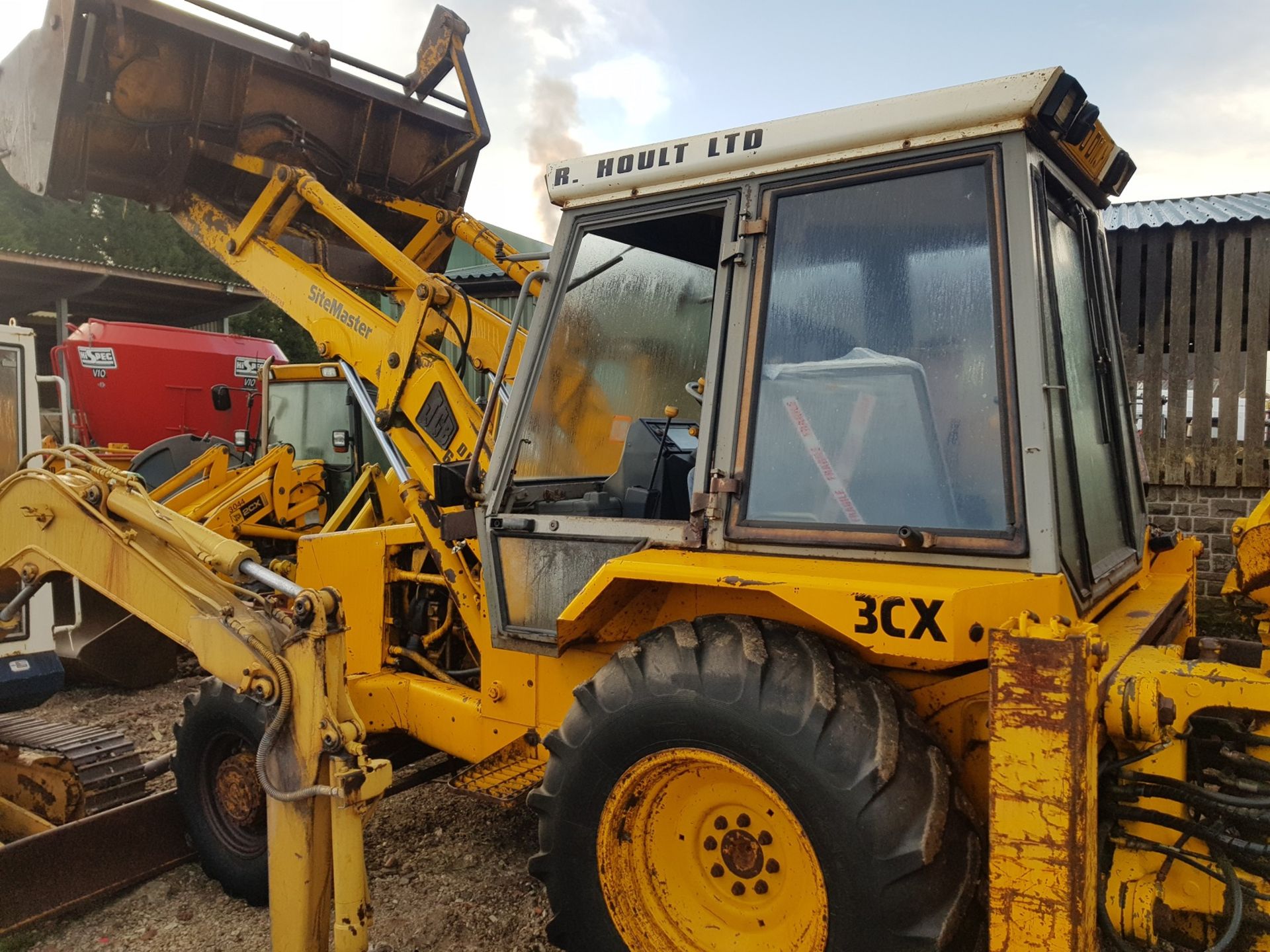 1988 JCB 3CX BACK HOE LOADER, SHOWING 4,600 HOURS (UNVERIFIED) *PLUS VAT*