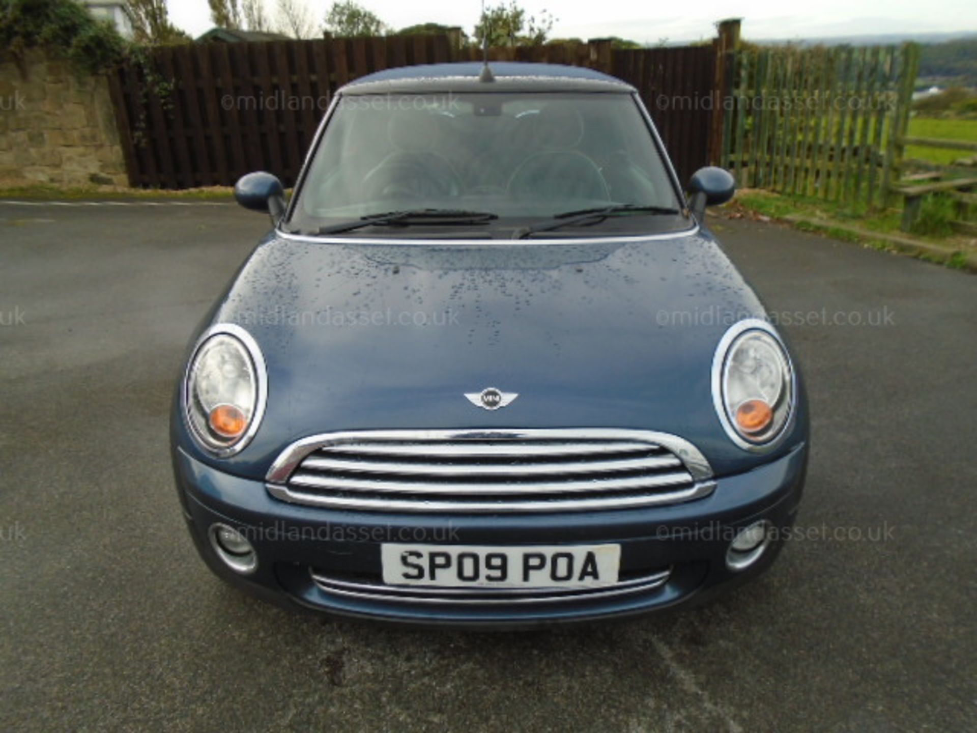 2009/09 REG MINI COOPER 1.6 CONVERTIBLE SERVICE HISTORY - Image 4 of 11