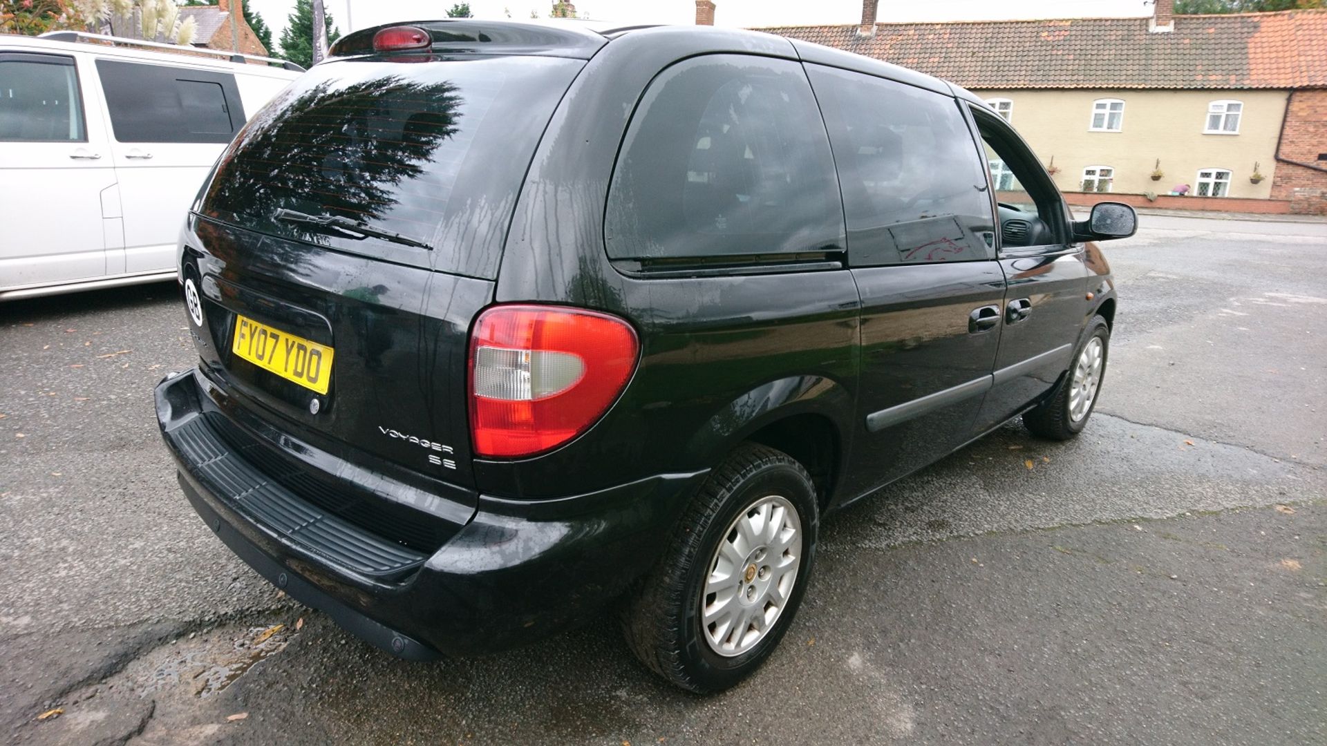 2007/07 REG CHRYSLER VOYAGER SE TOURING in GOOD STARTER AND DRIVER - 7 SEATS - Image 6 of 17