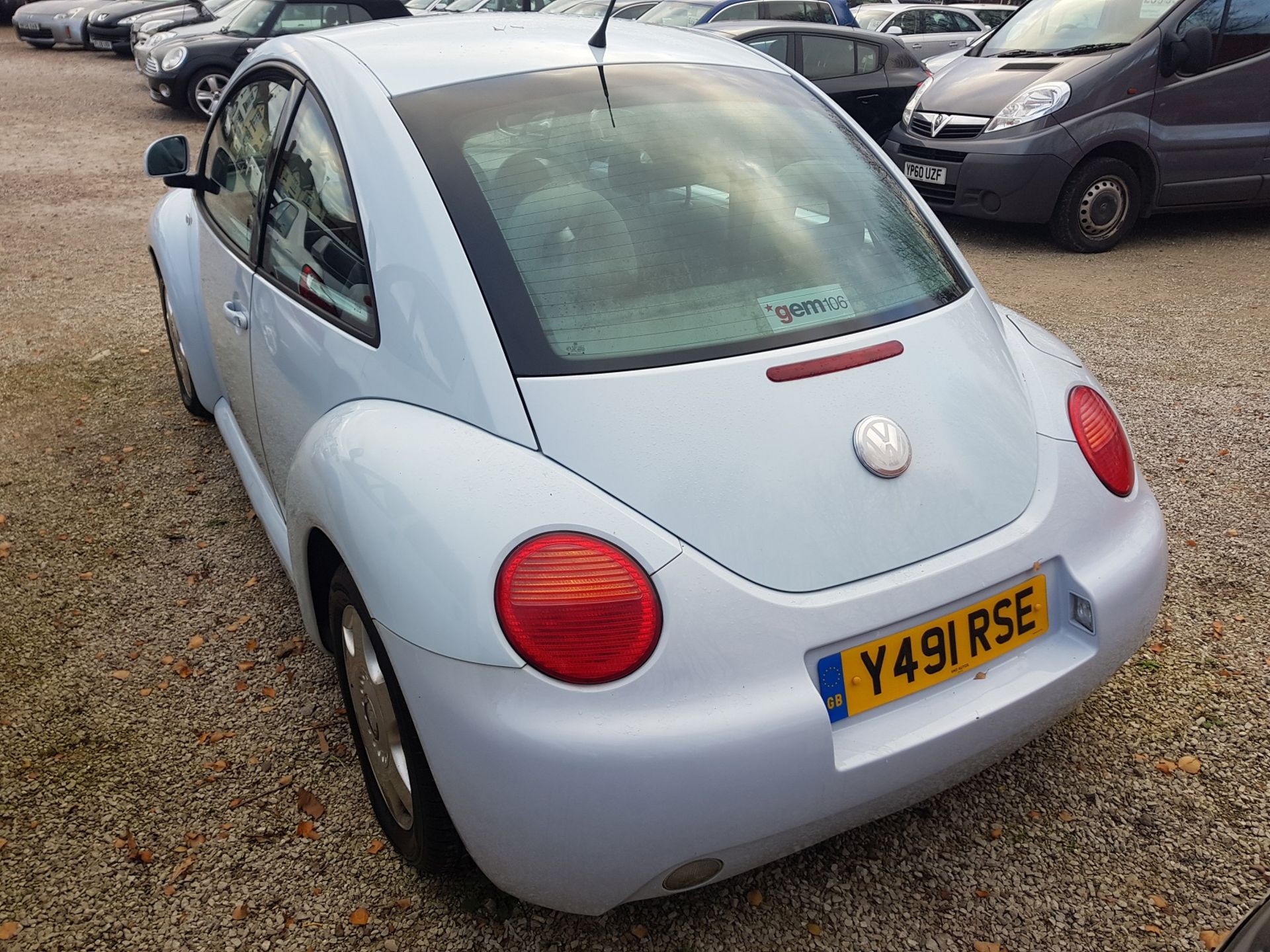 2001/Y REG VOLKSWAGEN BEETLE 2.0 PETROL 3 DOOR HATCHBACK *NO VAT* - Image 5 of 8