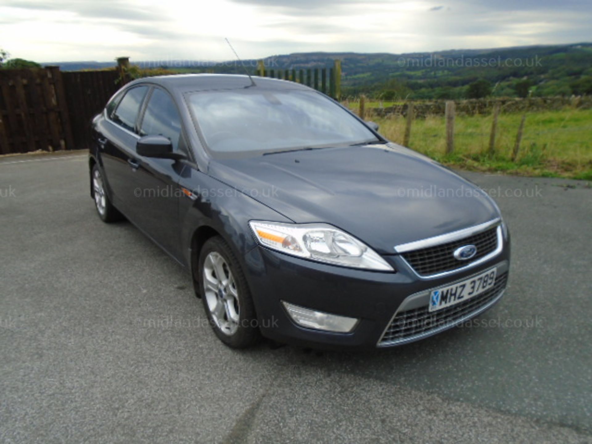 2009 REG FORD MONDEO TITANIUM 5 DOOR HATCHBACK ONE OWNER SERVICE HISTORY