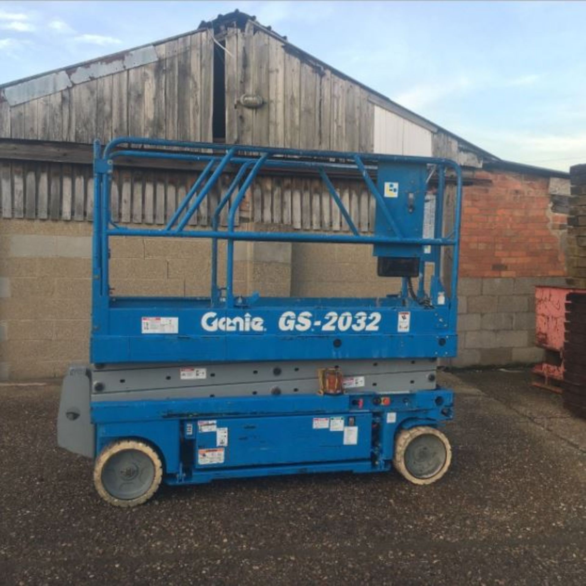 GENIE GS – 2032 ACCESS PLATFORM - Image 2 of 4