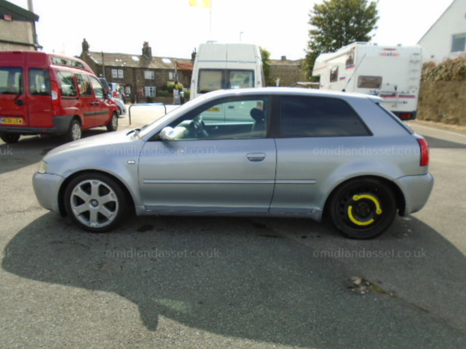 2002/02 REG AUDI S3 QUATTRO 1.8 3 DOOR HATCHBACK - Image 8 of 18