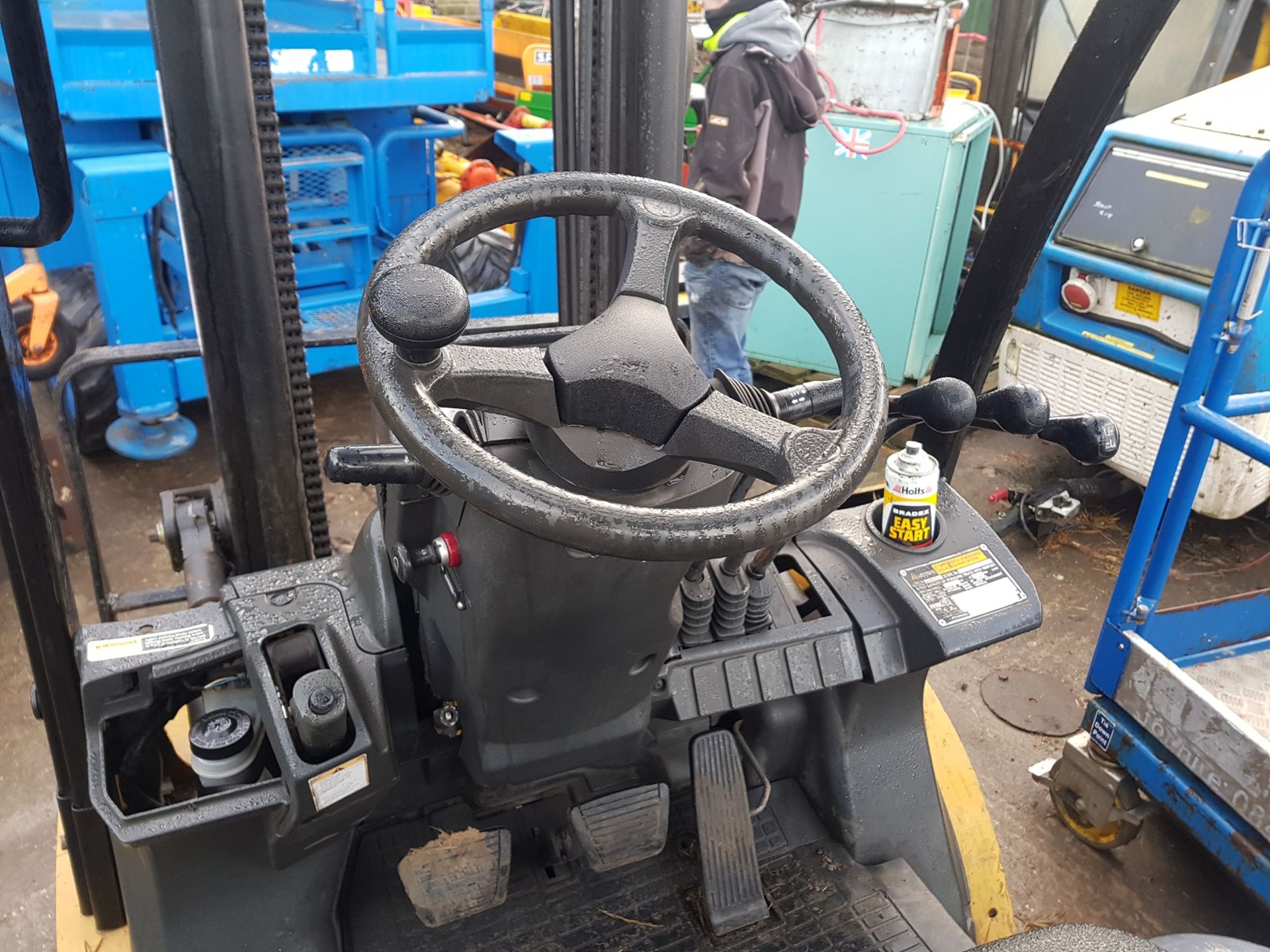 2006 CATERPILLAR DP25N DIESEL FORKLIFT WITH SIDE SHIFT *PLUS VAT* - Image 2 of 5