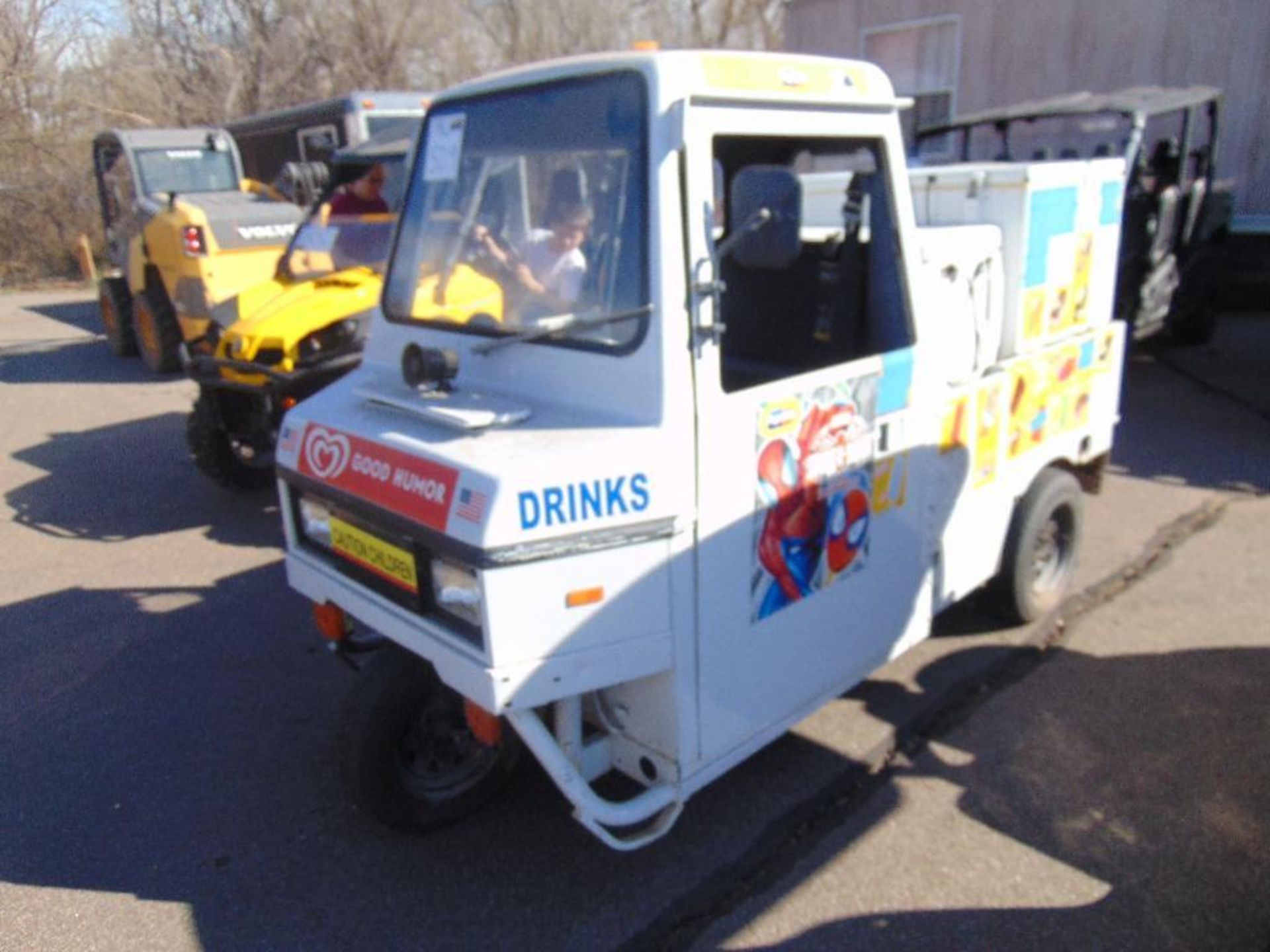 1999 Cushmen Truckster Ice Cream Wagon s/n 1CHMH6604XL000739 - Image 2 of 4