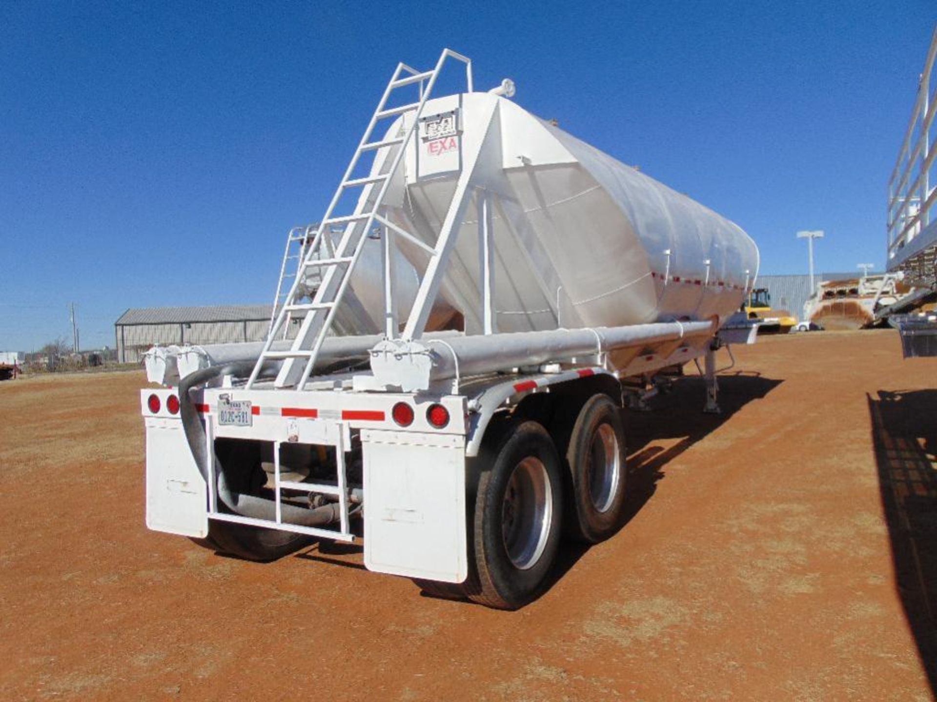2011 EXA t/a Pneumatic Steel Trailer,s/n 3e9j142h3bt034175,a/r susp, capacity 1000 ft3 - Image 5 of 6