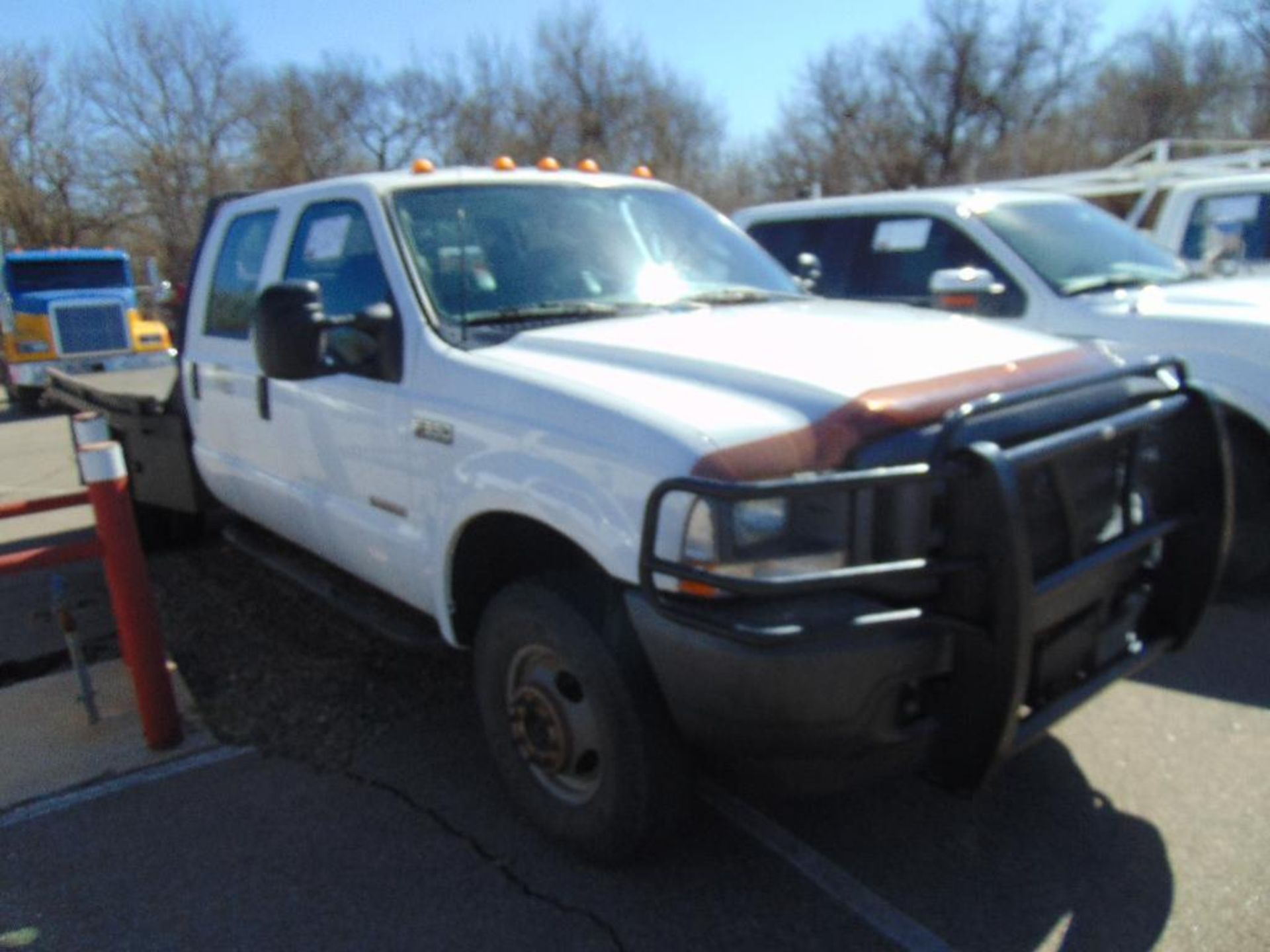 2003 Ford F350 4x4 Flatbed Truck s/n 1fdww37px3ed59792,6.0 pwr stroke, auto trans, hays flatbed, - Image 4 of 7